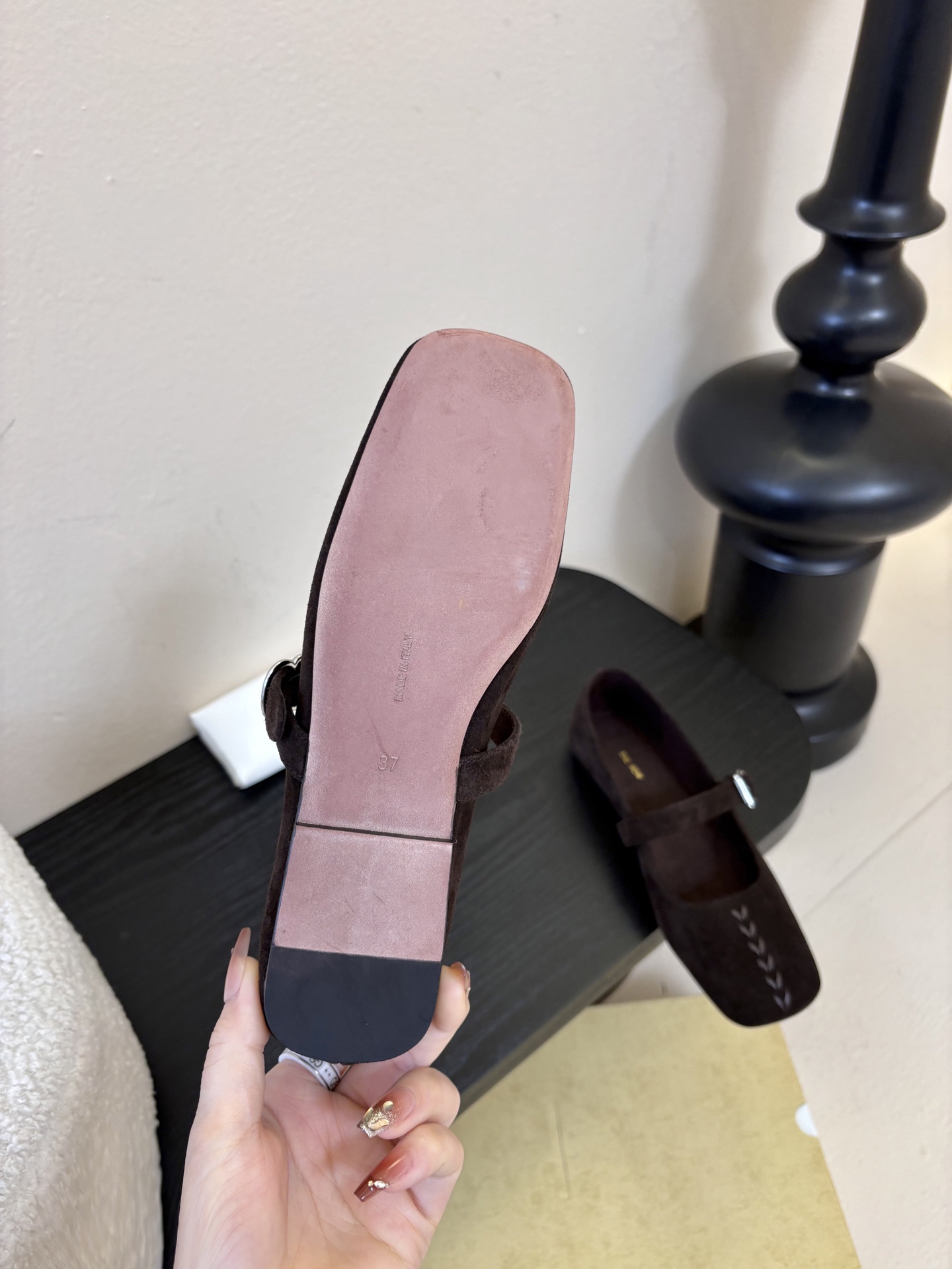 The ro*26早春新款玛丽珍平底单鞋跳舞鞋奶奶鞋！很少会看到一款跳舞鞋会做到这么精细、而且对脚的包容