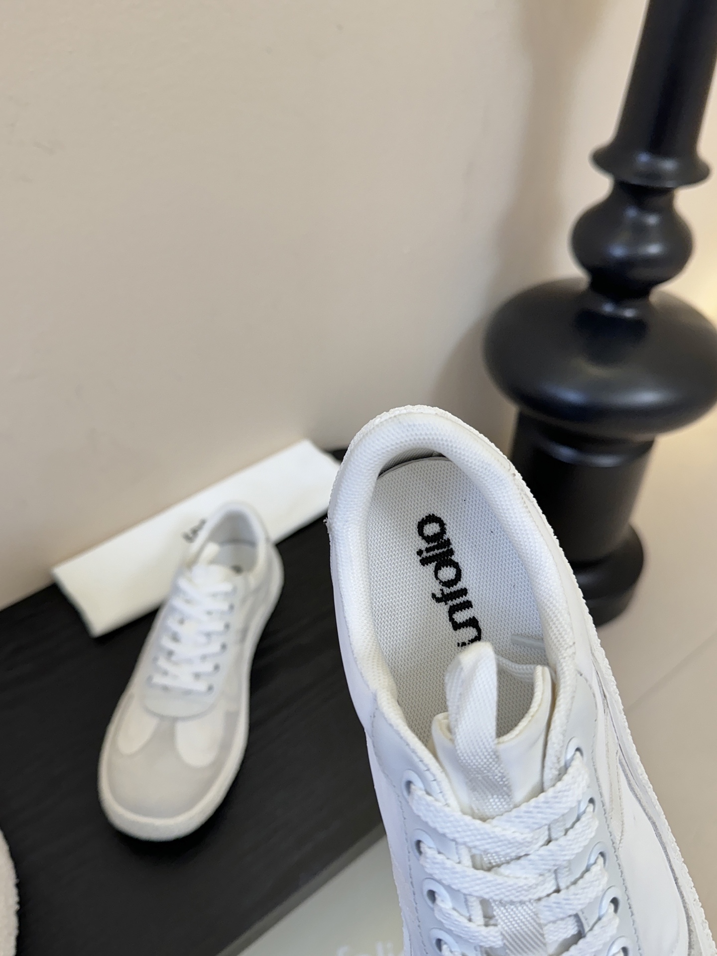 unfolio 新款德训鞋，文艺复古女孩的本命鞋，复古纷呈，慵懒时髦，一起穿漂亮的鞋子吧，弄潮儿就是你自