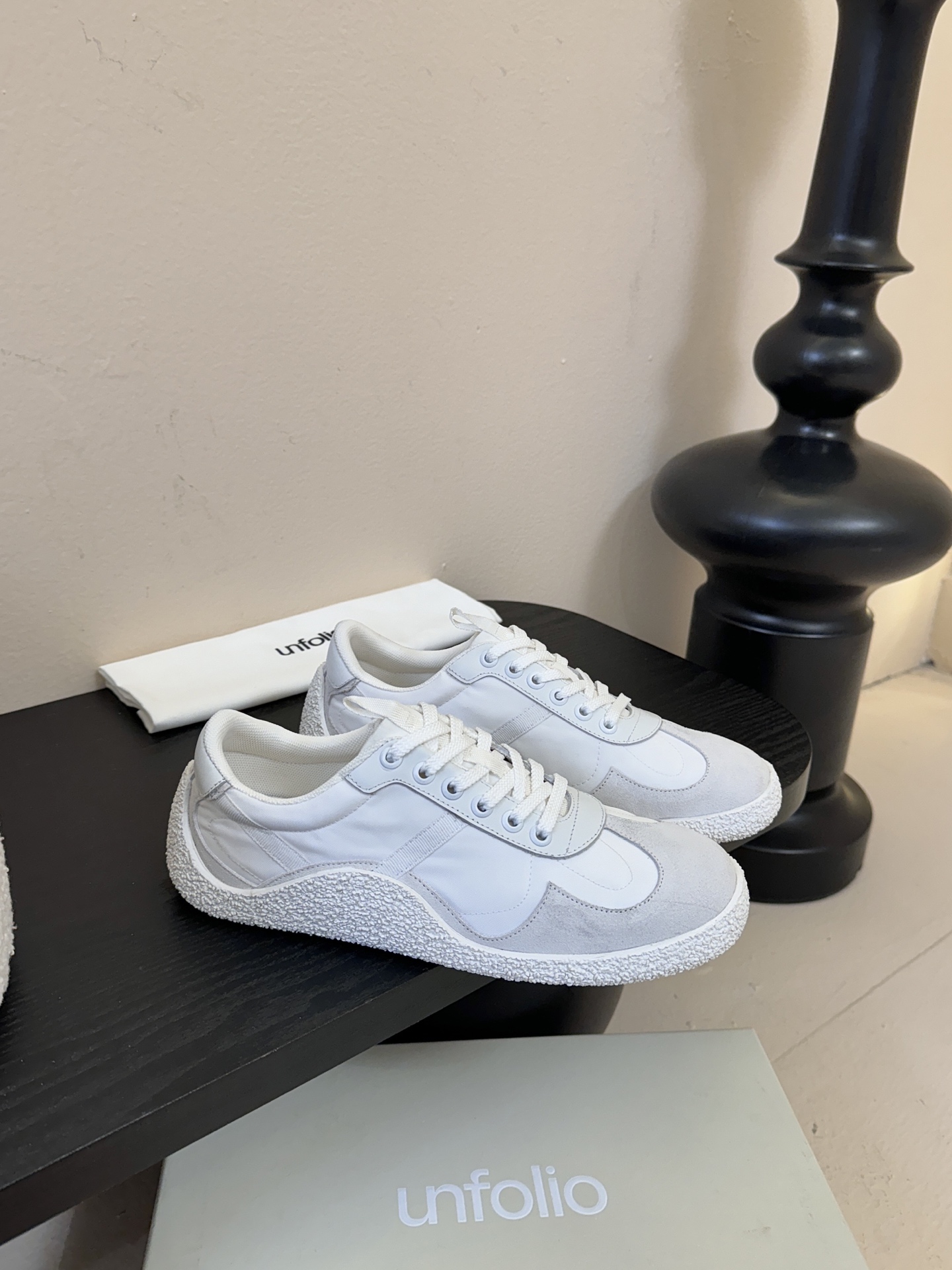 unfolio 新款德训鞋，文艺复古女孩的本命鞋，复古纷呈，慵懒时髦，一起穿漂亮的鞋子吧，弄潮儿就是你自