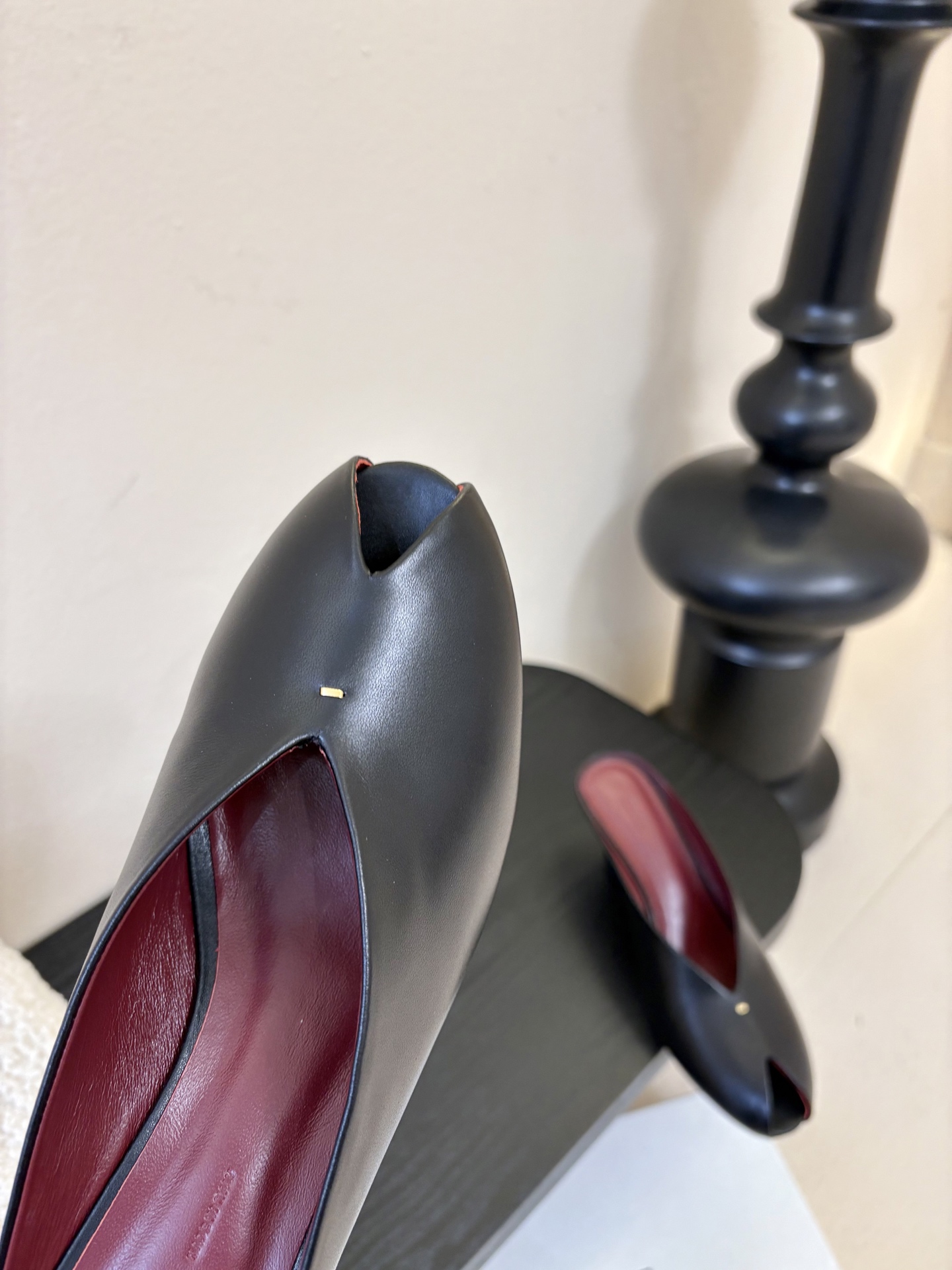 Khatie 2026春夏新款复古鱼嘴异形跟穆勒鞋包头高跟半拖鞋坡跟凉拖鞋异形跟穆勒鞋｜极简主义的先锋表