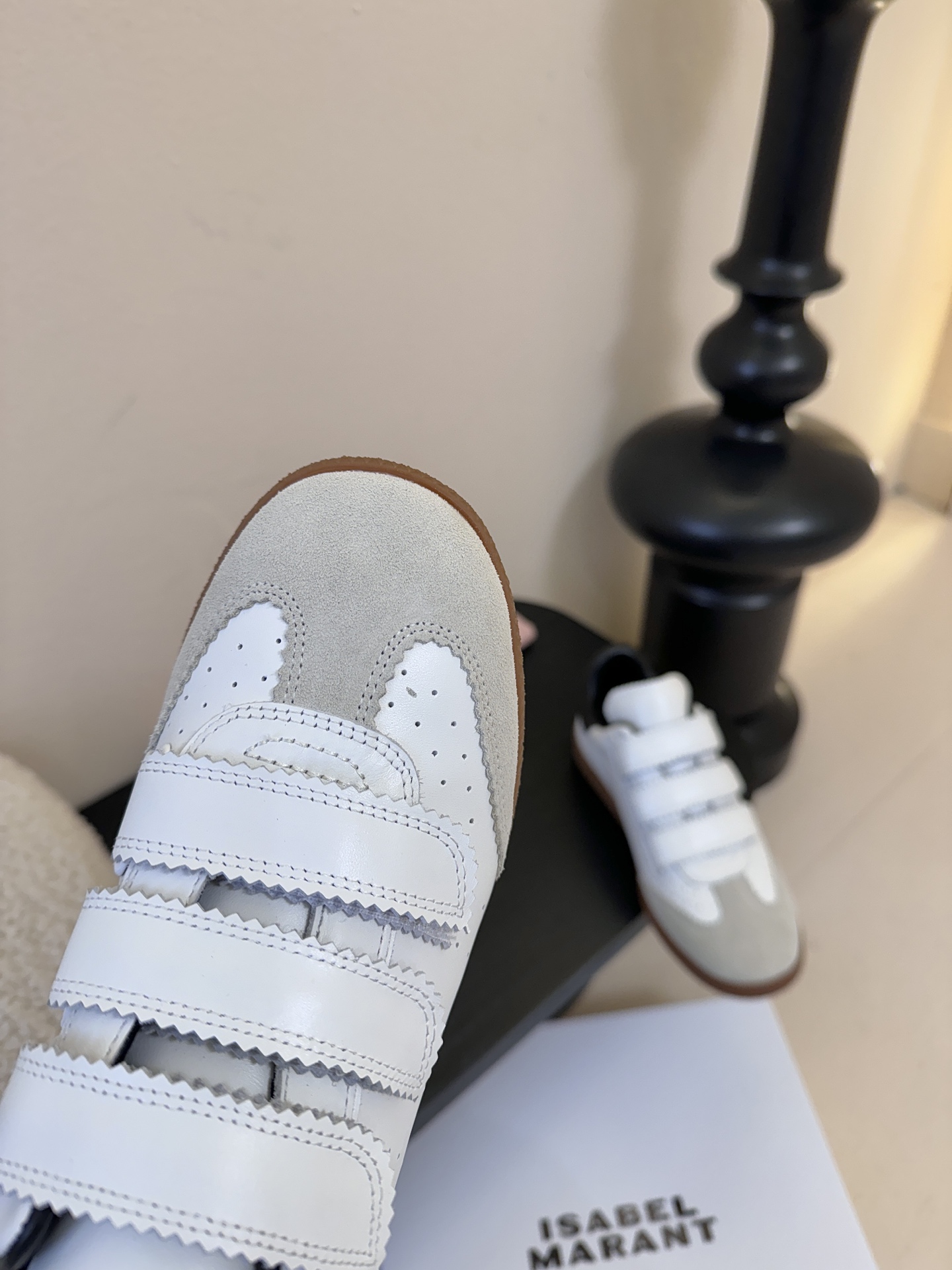 ISABEL MARANT 新款——————————————INS网红博主热推！一双简单又不失高级的小白