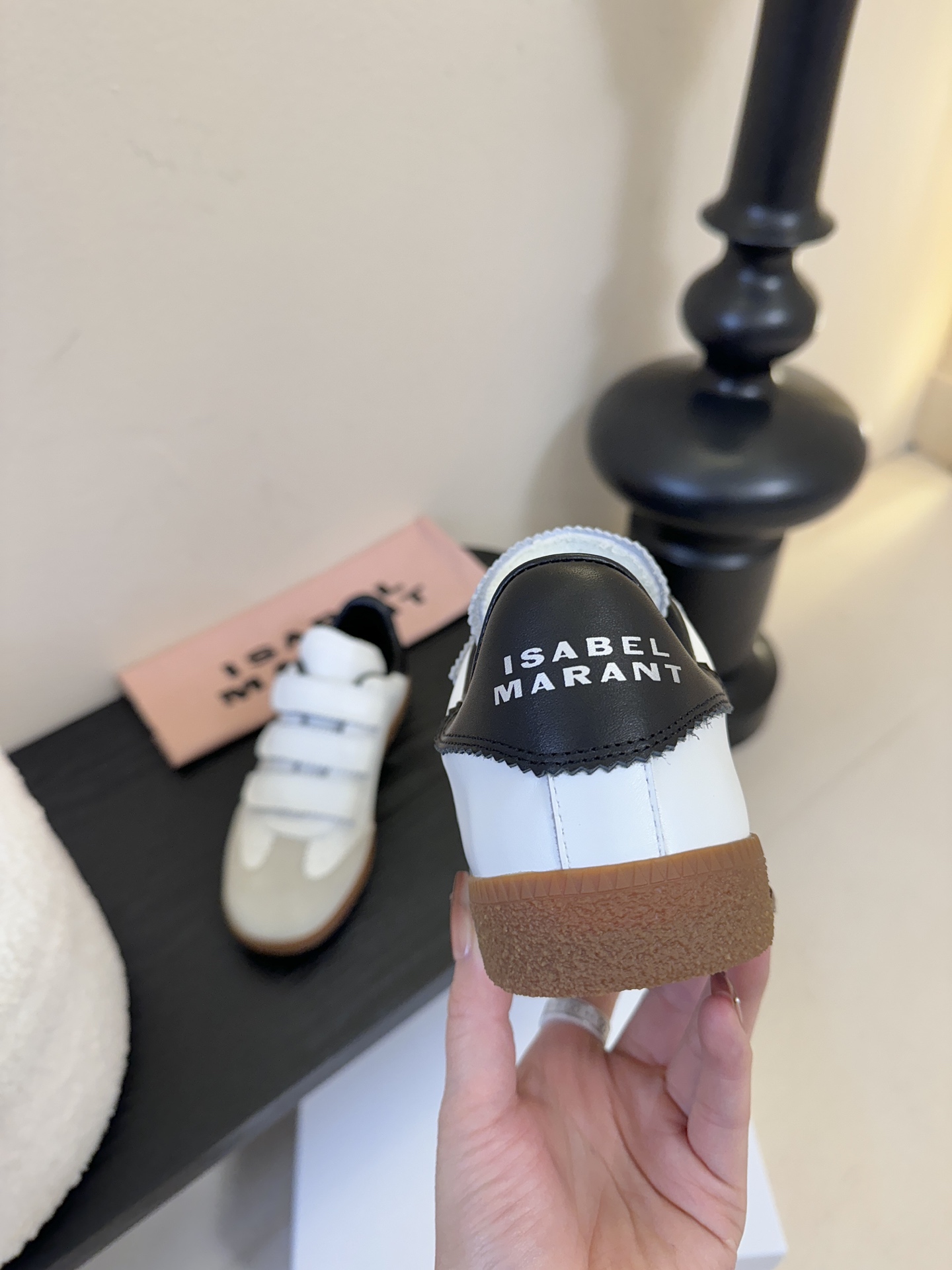ISABEL MARANT 新款——————————————INS网红博主热推！一双简单又不失高级的小白