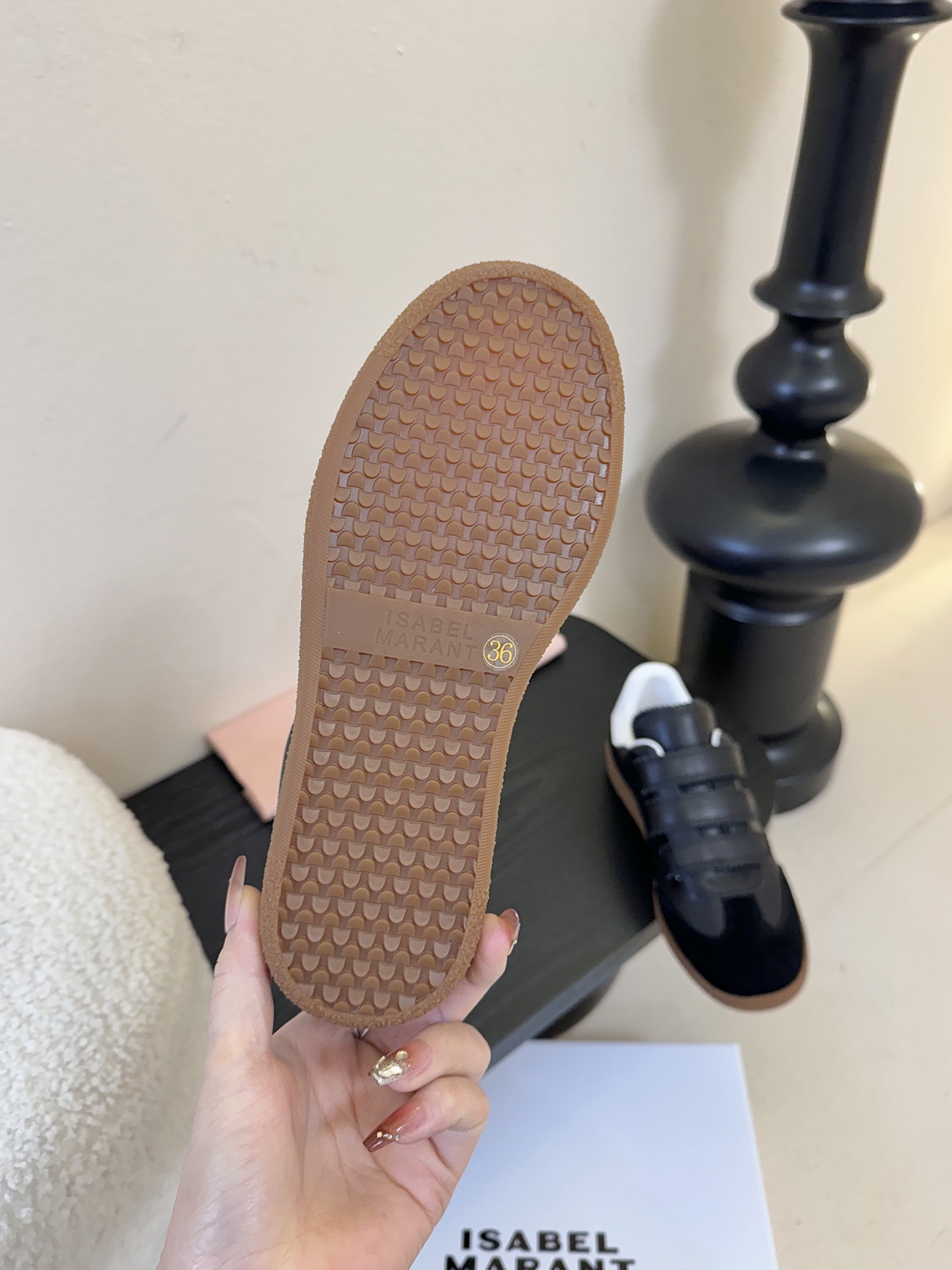 ISABEL MARANT 新款——————————————INS网红博主热推！一双简单又不失高级的小白