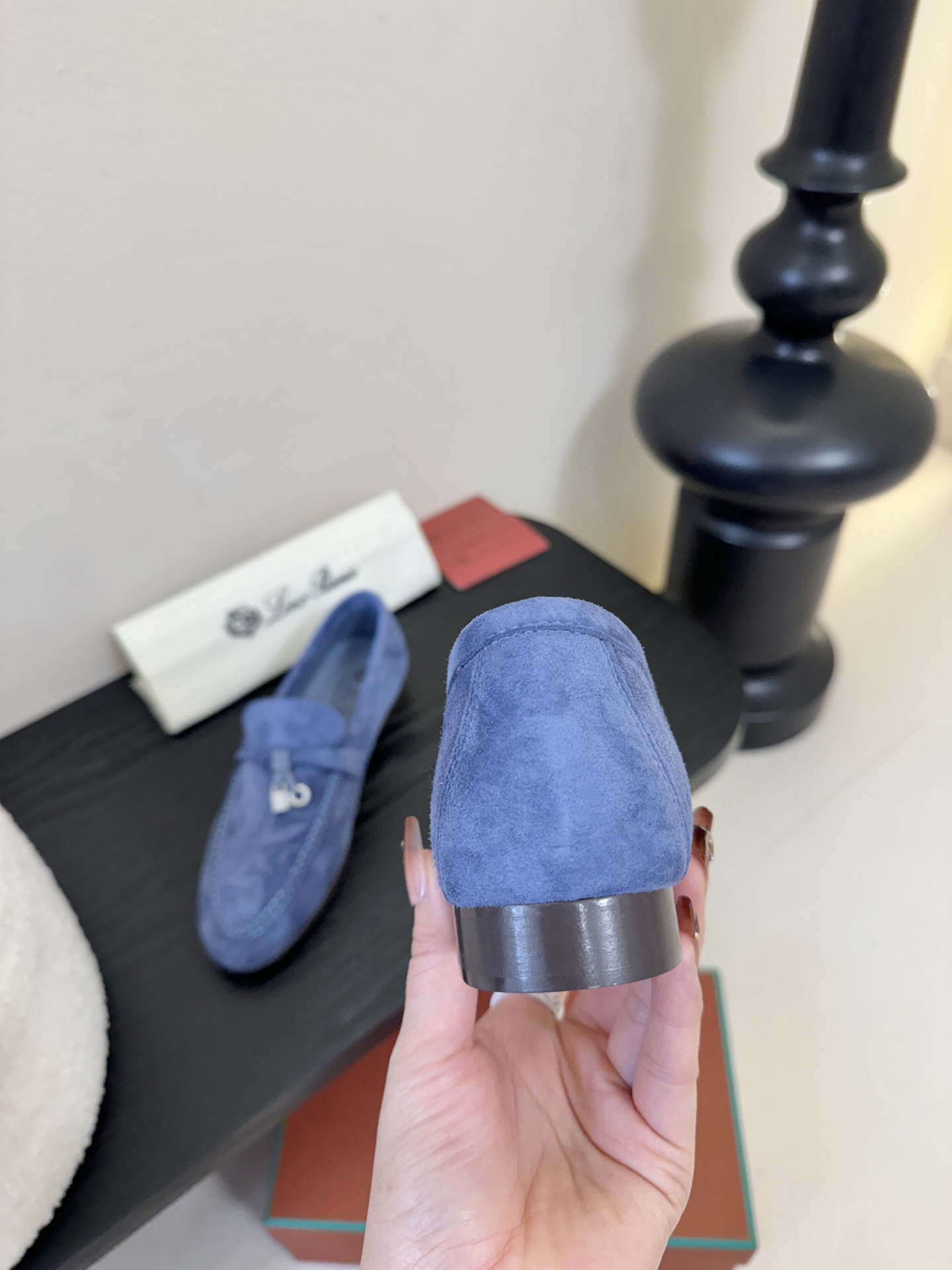 Loropiana经典情侣款高丝光牛皮乐福皮鞋🔥🔥🔥🔥🔥LP一直是以好穿舒适为主的设计风格 这几年老钱风