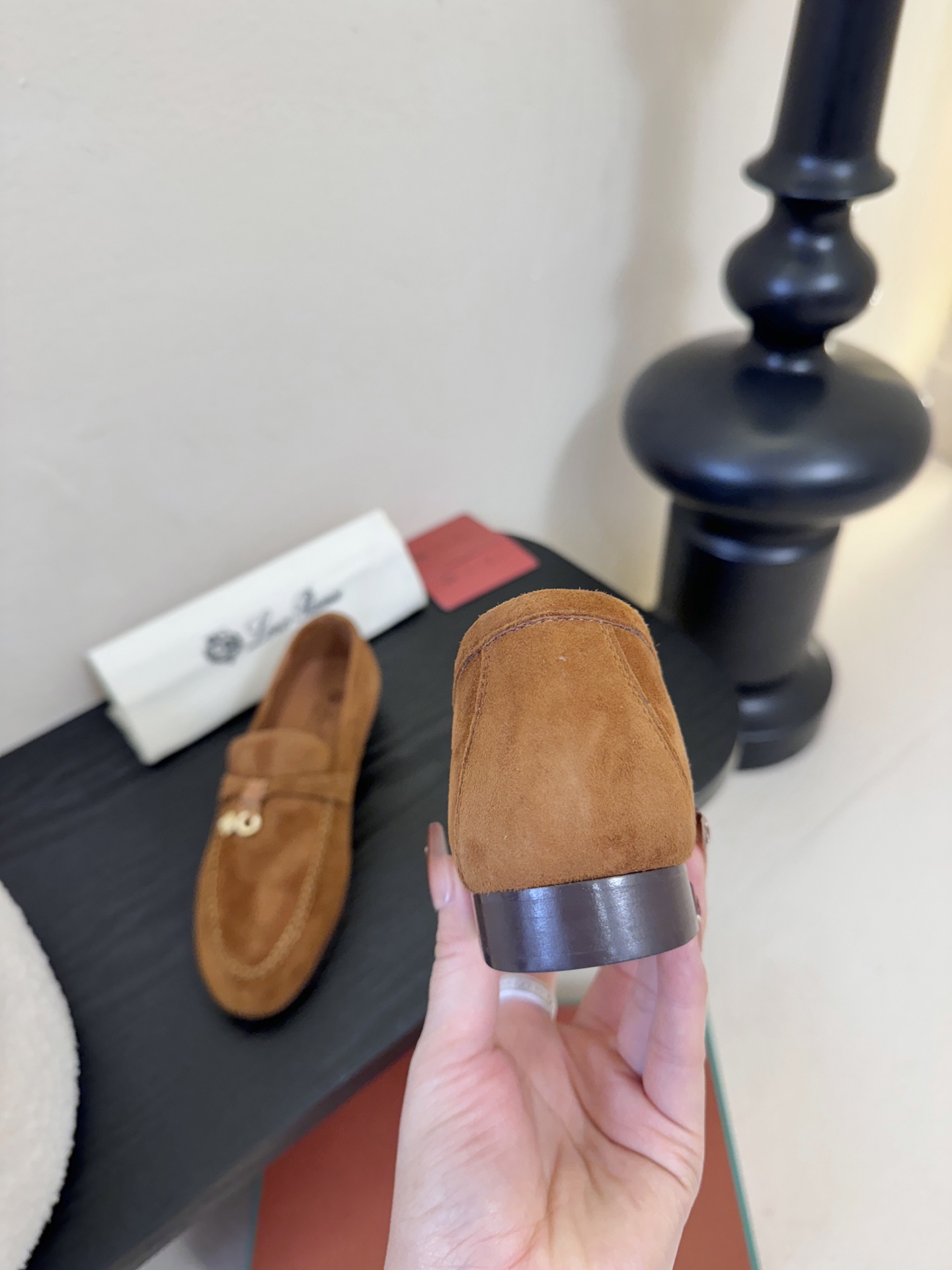 Loropiana经典情侣款高丝光牛皮乐福皮鞋🔥🔥🔥🔥🔥LP一直是以好穿舒适为主的设计风格 这几年老钱风