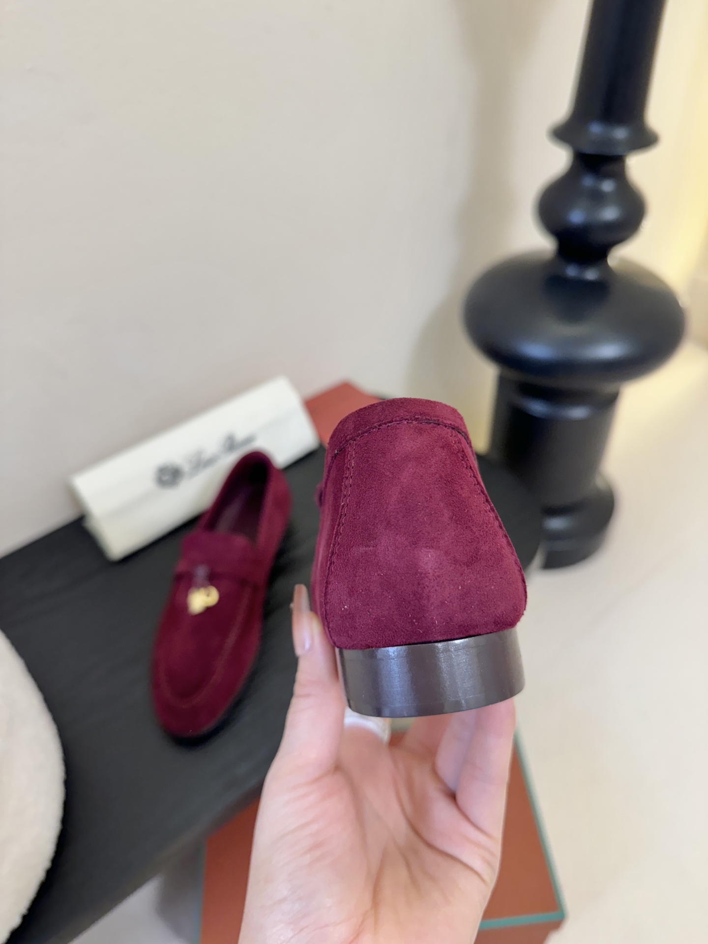 Loropiana经典情侣款高丝光牛皮乐福皮鞋🔥🔥🔥🔥🔥LP一直是以好穿舒适为主的设计风格 这几年老钱风