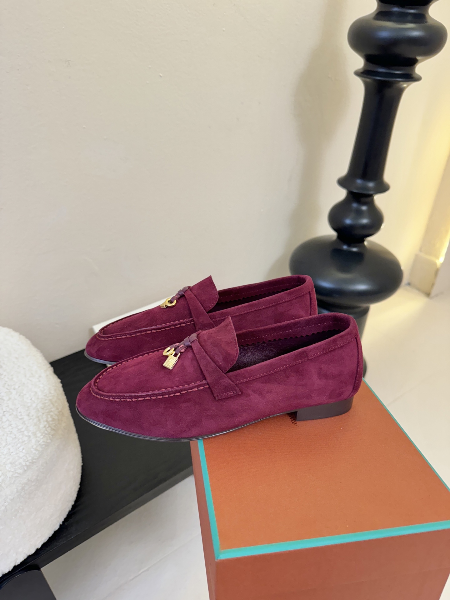 Loropiana经典情侣款高丝光牛皮乐福皮鞋🔥🔥🔥🔥🔥LP一直是以好穿舒适为主的设计风格 这几年老钱风