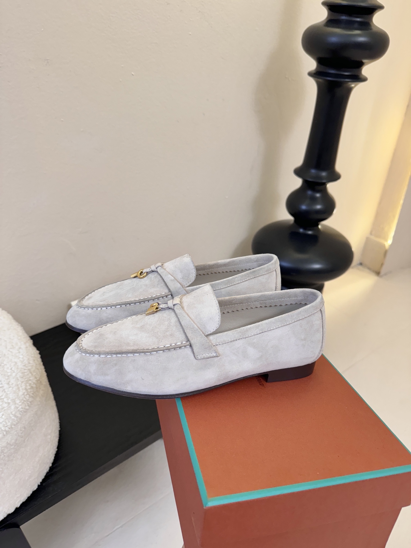 Loropiana经典情侣款高丝光牛皮乐福皮鞋🔥🔥🔥🔥🔥LP一直是以好穿舒适为主的设计风格 这几年老钱风