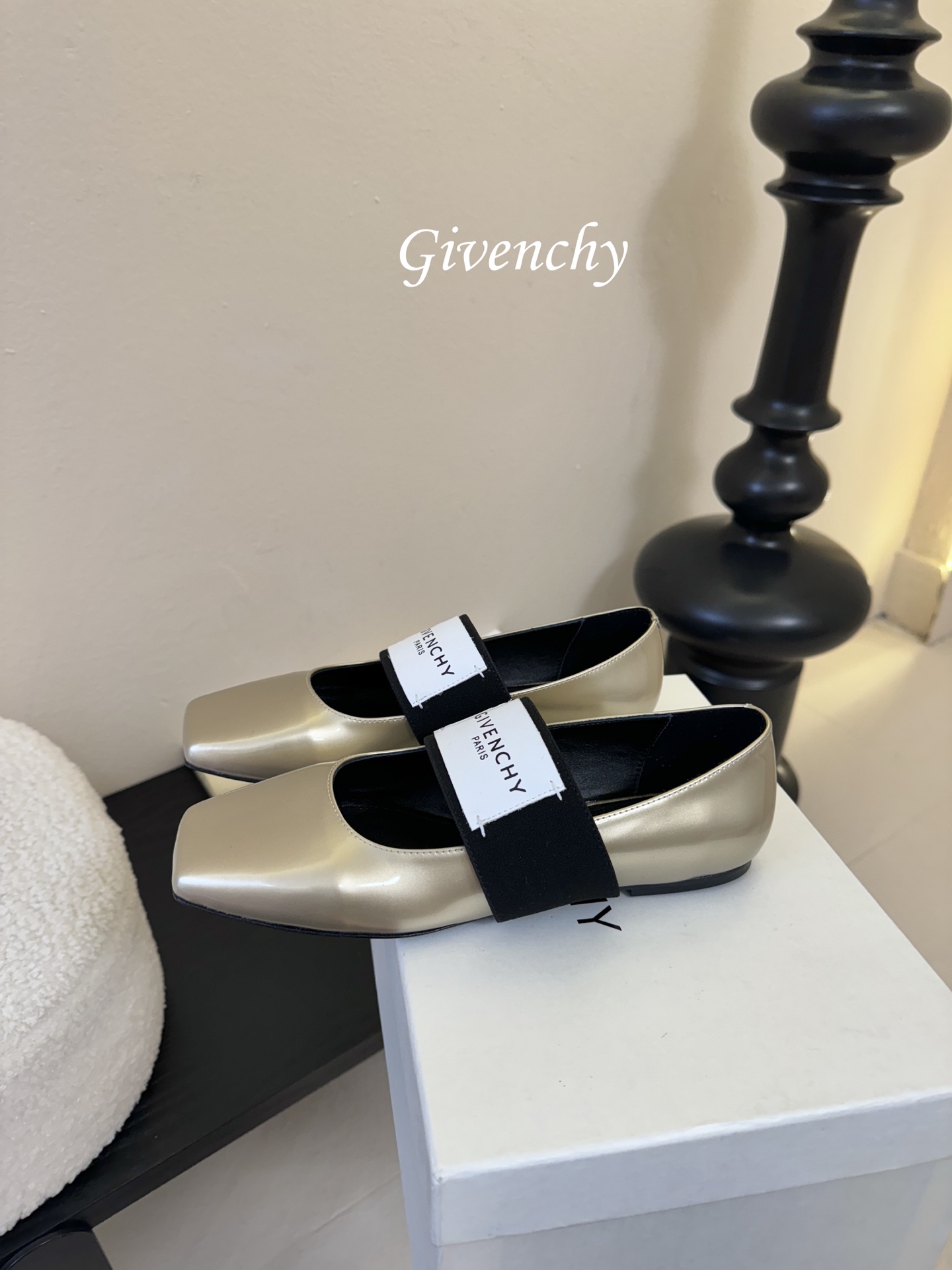 Givenchy纪梵希章若楠同款Sliced Square方头芭蕾舞平底鞋超多明星时尚博主种草 裁切方头