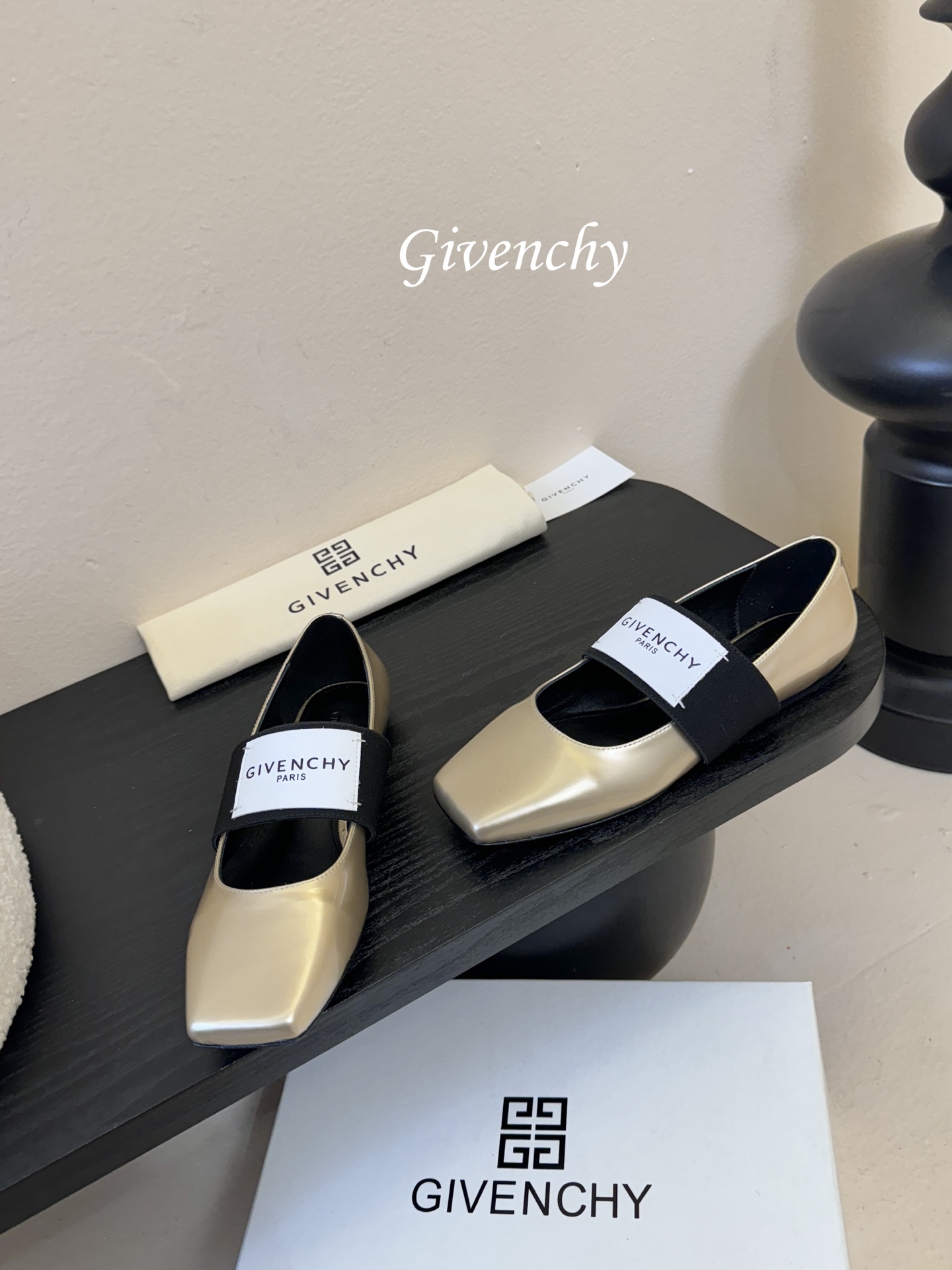 Givenchy纪梵希章若楠同款Sliced Square方头芭蕾舞平底鞋超多明星时尚博主种草 裁切方头