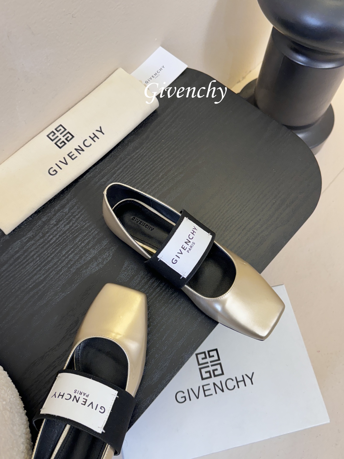 Givenchy纪梵希章若楠同款Sliced Square方头芭蕾舞平底鞋超多明星时尚博主种草 裁切方头