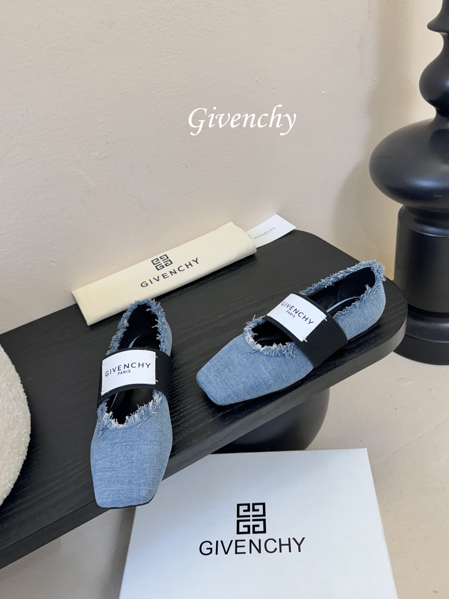 Givenchy纪梵希章若楠同款Sliced Square方头芭蕾舞平底鞋超多明星时尚博主种草 裁切方头