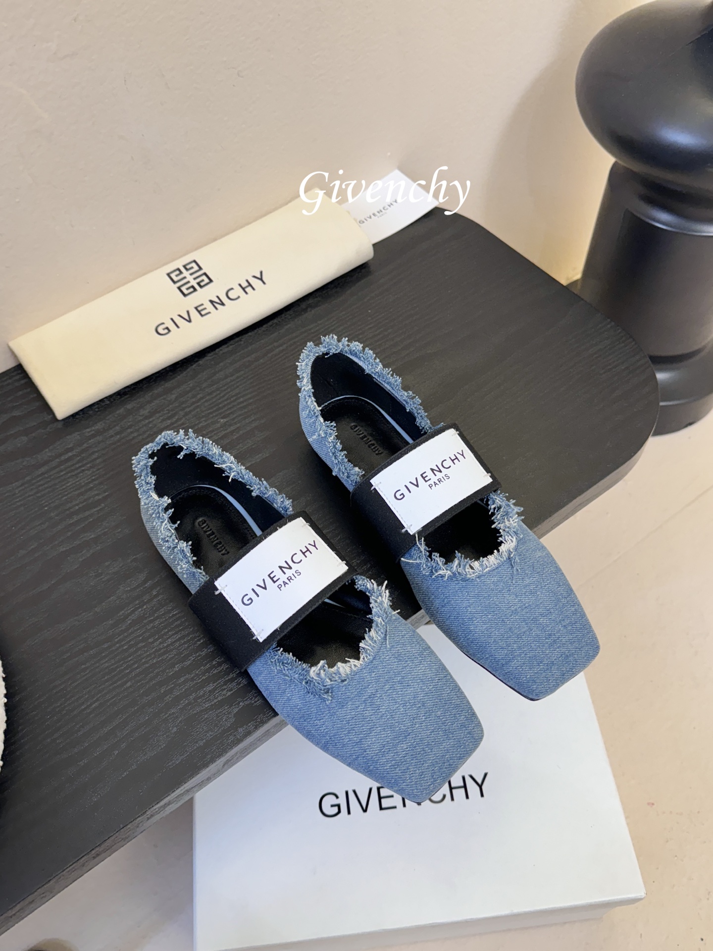 Givenchy纪梵希章若楠同款Sliced Square方头芭蕾舞平底鞋超多明星时尚博主种草 裁切方头