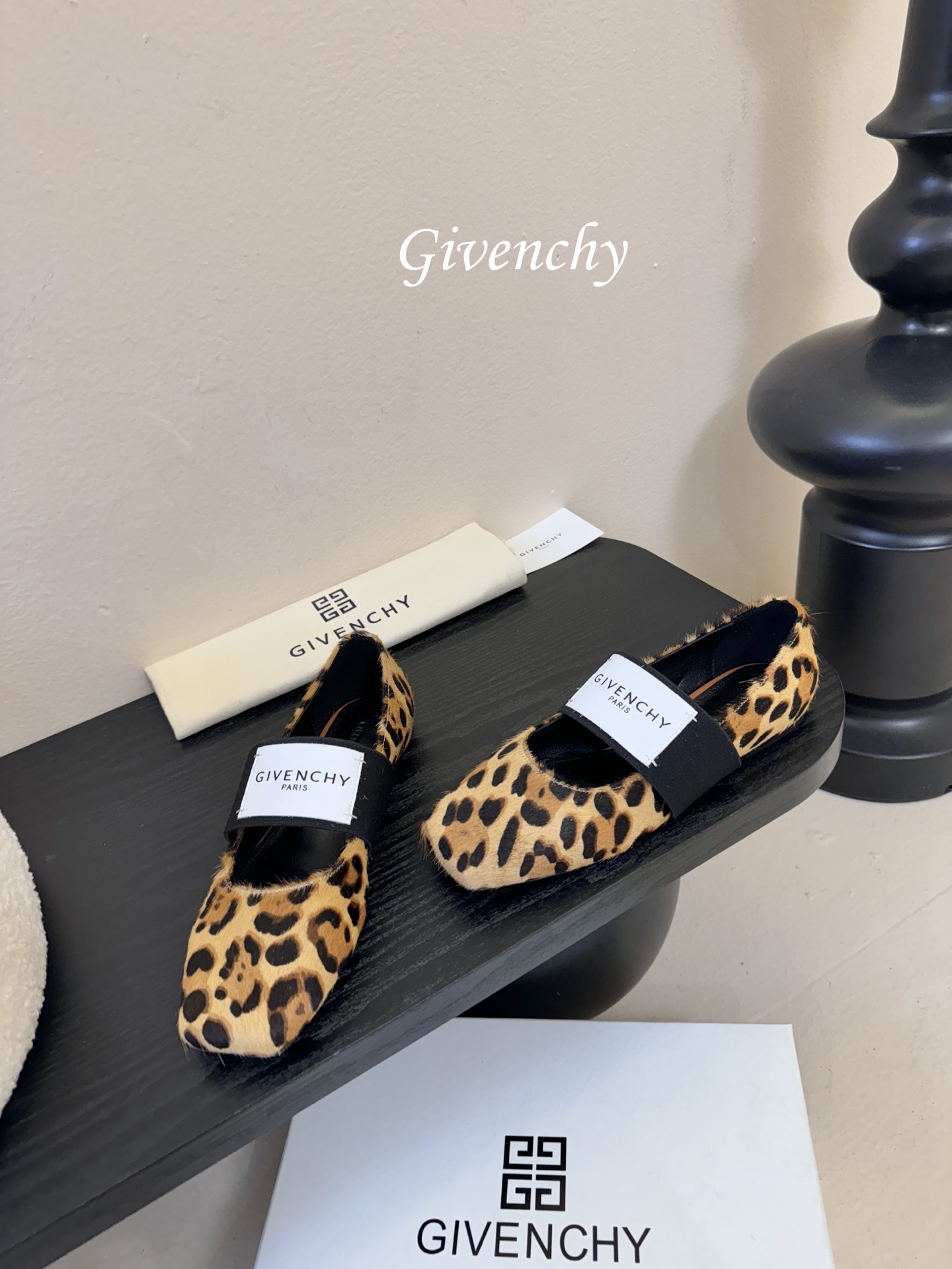 Givenchy纪梵希章若楠同款Sliced Square方头芭蕾舞平底鞋超多明星时尚博主种草 裁切方头