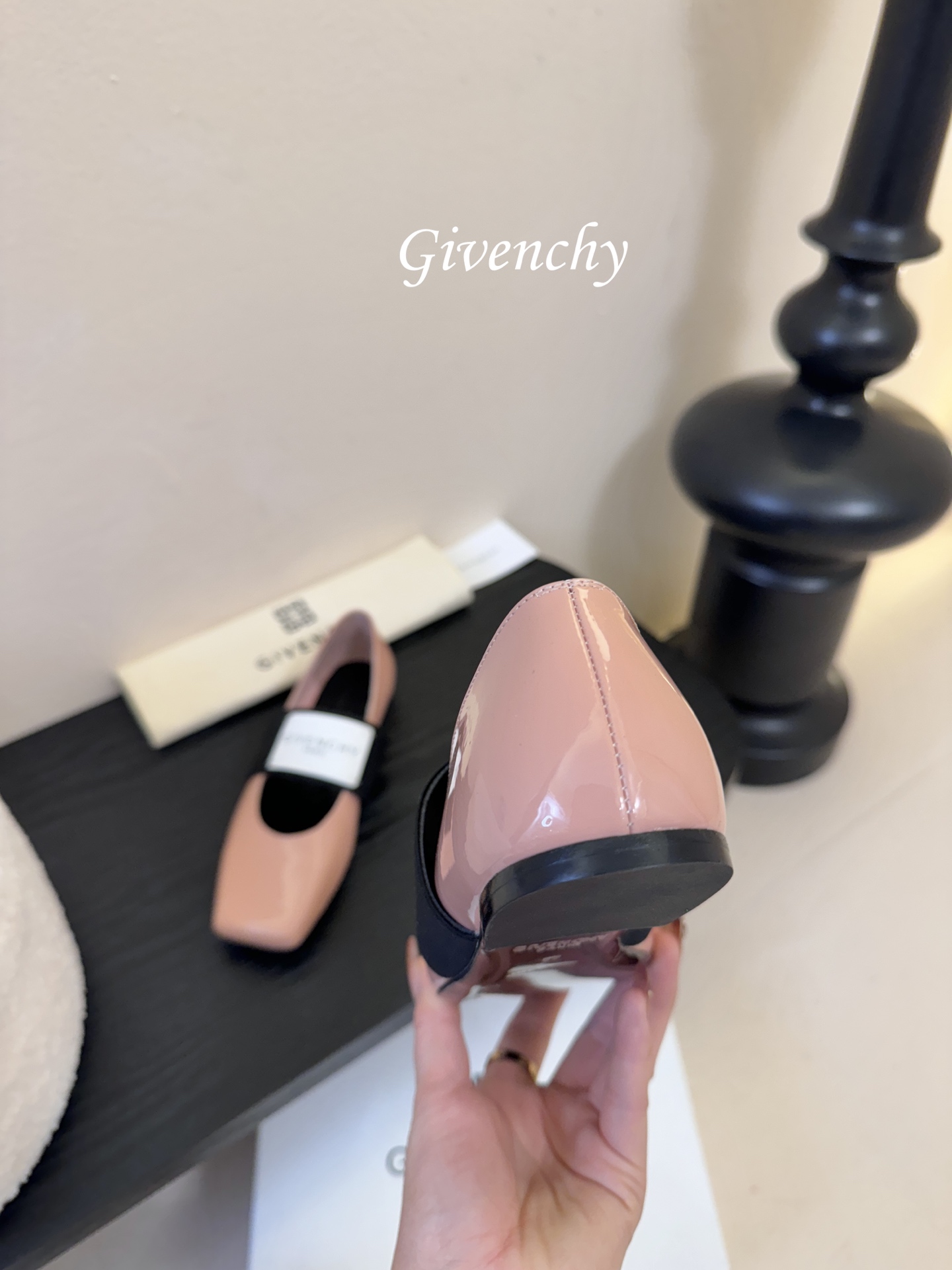 Givenchy纪梵希章若楠同款Sliced Square方头芭蕾舞平底鞋超多明星时尚博主种草 裁切方头