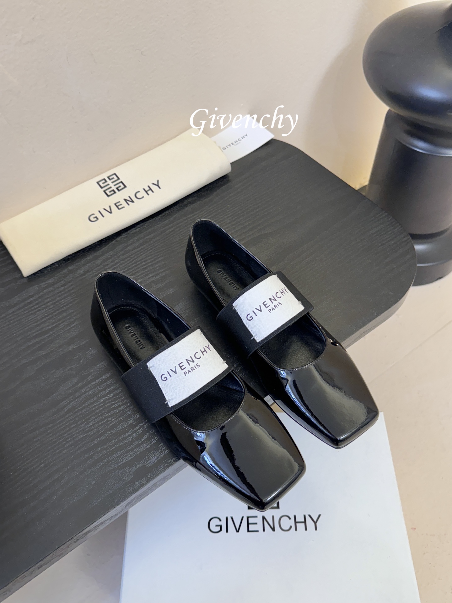 Givenchy纪梵希章若楠同款Sliced Square方头芭蕾舞平底鞋超多明星时尚博主种草 裁切方头