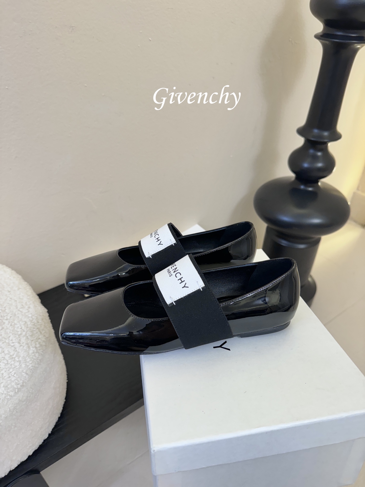 Givenchy纪梵希章若楠同款Sliced Square方头芭蕾舞平底鞋超多明星时尚博主种草 裁切方头