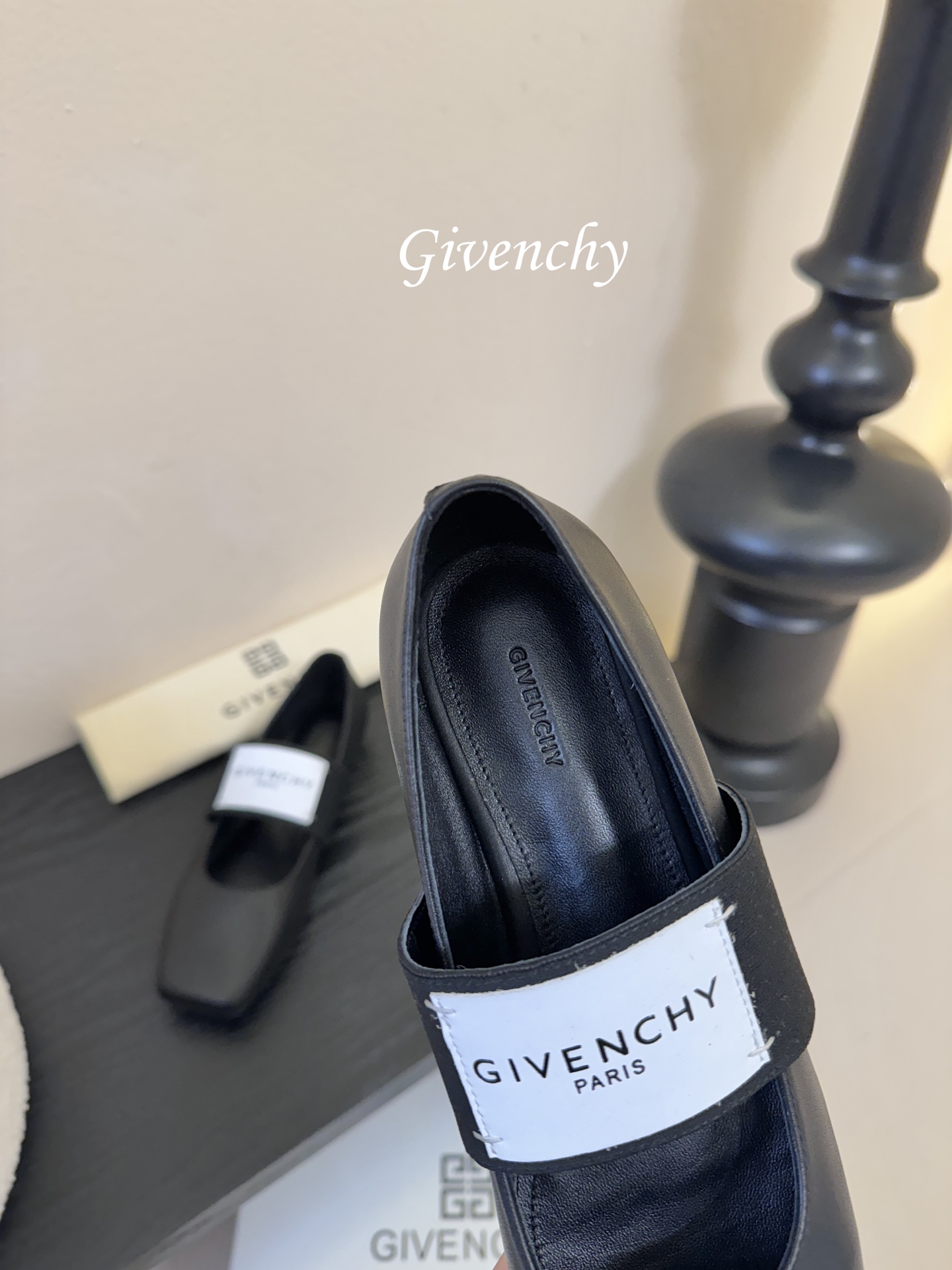 Givenchy纪梵希章若楠同款Sliced Square方头芭蕾舞平底鞋超多明星时尚博主种草 裁切方头