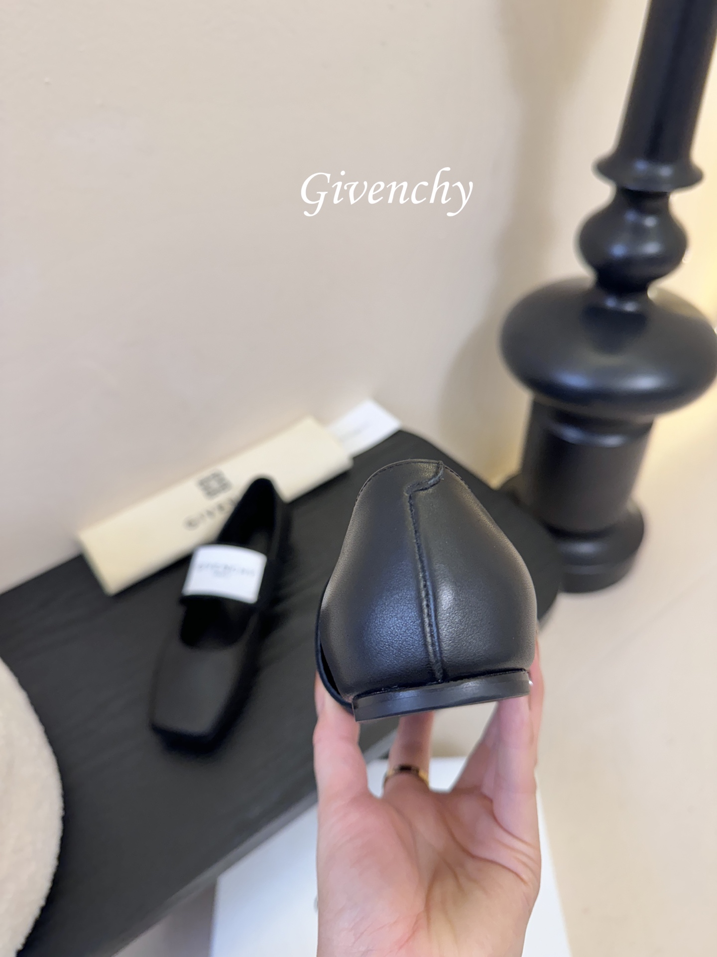 Givenchy纪梵希章若楠同款Sliced Square方头芭蕾舞平底鞋超多明星时尚博主种草 裁切方头