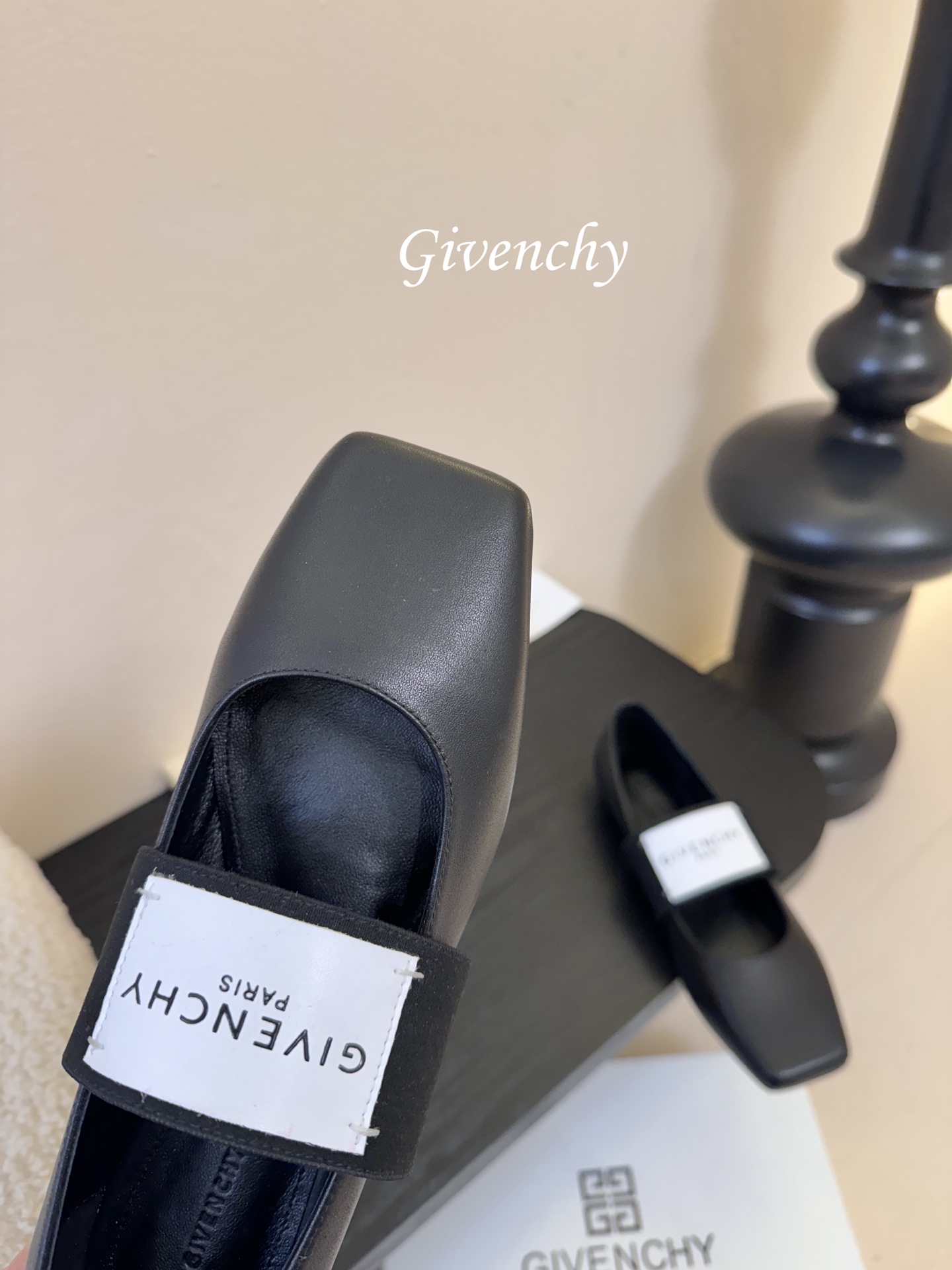 Givenchy纪梵希章若楠同款Sliced Square方头芭蕾舞平底鞋超多明星时尚博主种草 裁切方头