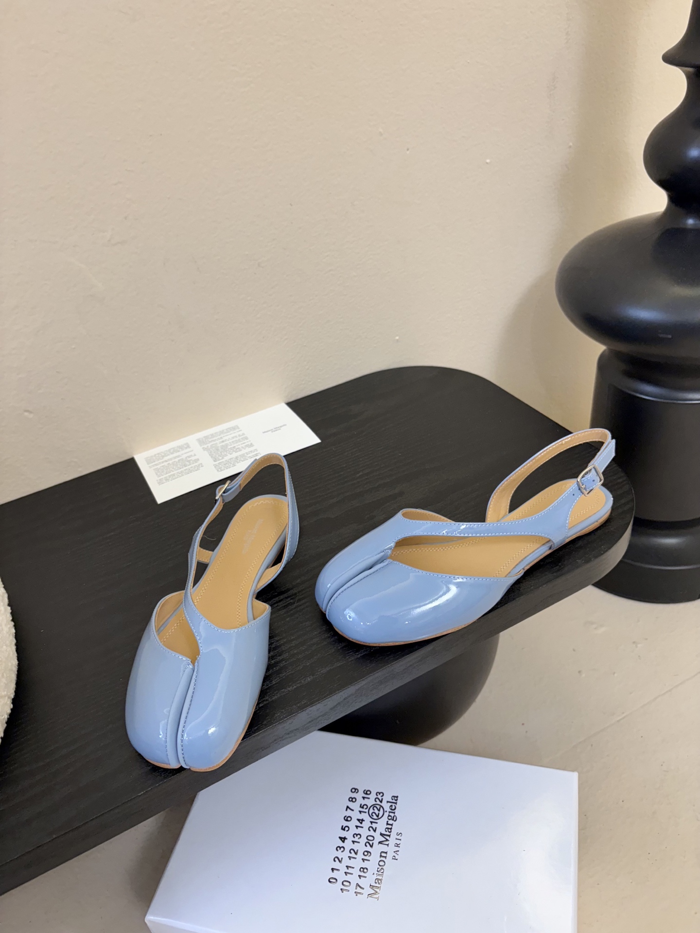 Maison Marginal* MM6苹果头芭蕾舞凉鞋马吉拉设计师太有才了 作为设计元素打造鞋品💯 单