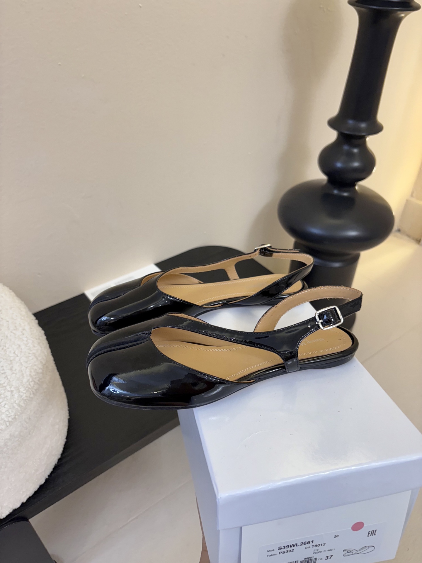 Maison Marginal* MM6苹果头芭蕾舞凉鞋马吉拉设计师太有才了 作为设计元素打造鞋品💯 单