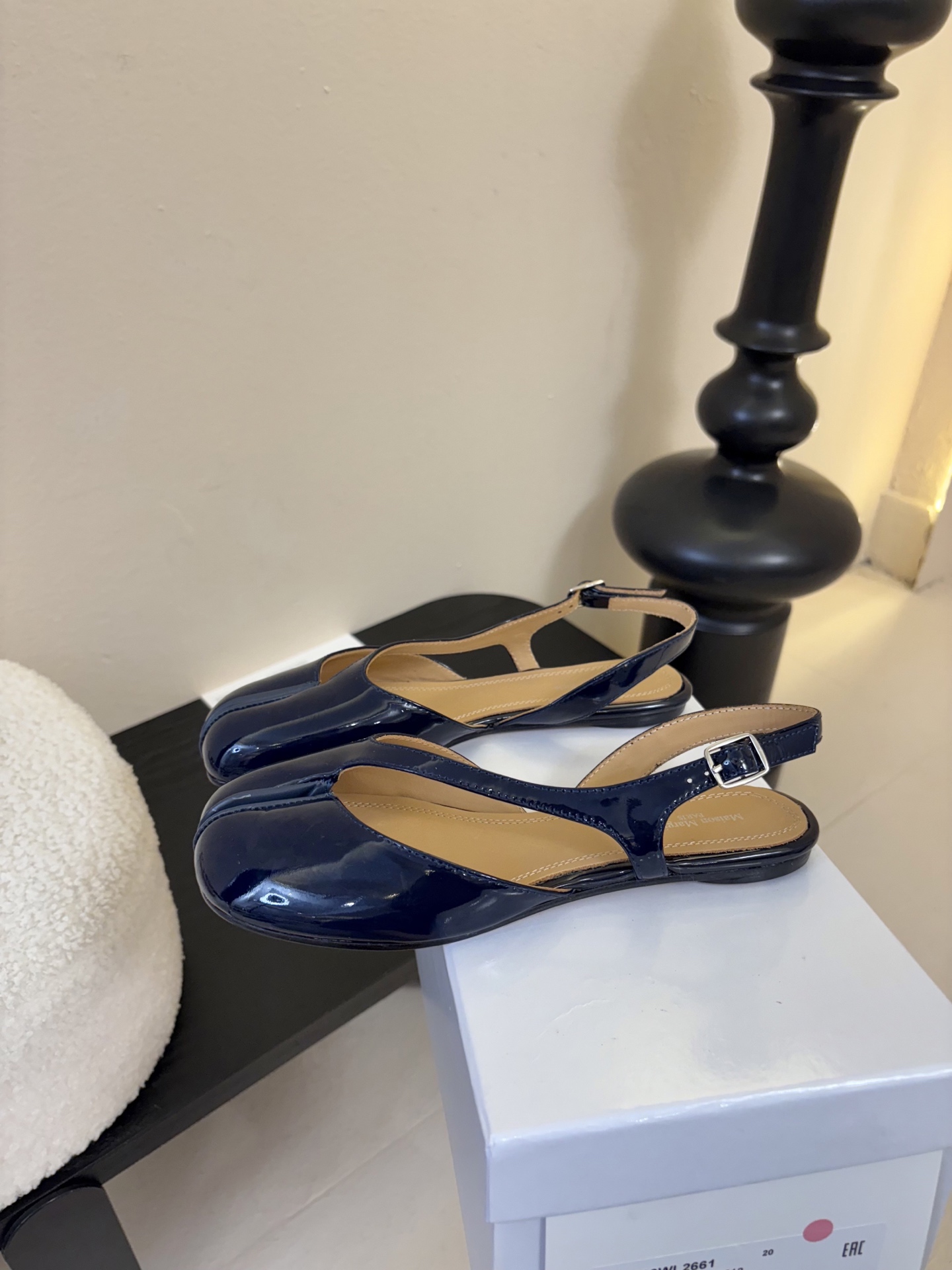 Maison Marginal* MM6苹果头芭蕾舞凉鞋马吉拉设计师太有才了 作为设计元素打造鞋品💯 单