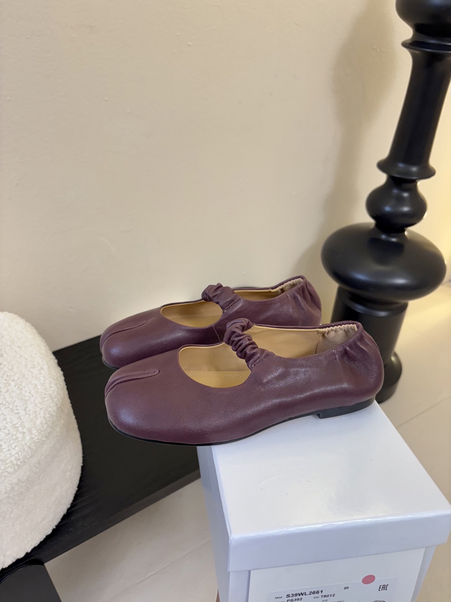 Maison Marginal* MM6苹果头芭蕾舞凉鞋马吉拉设计师太有才了 作为设计元素打造鞋品💯 单