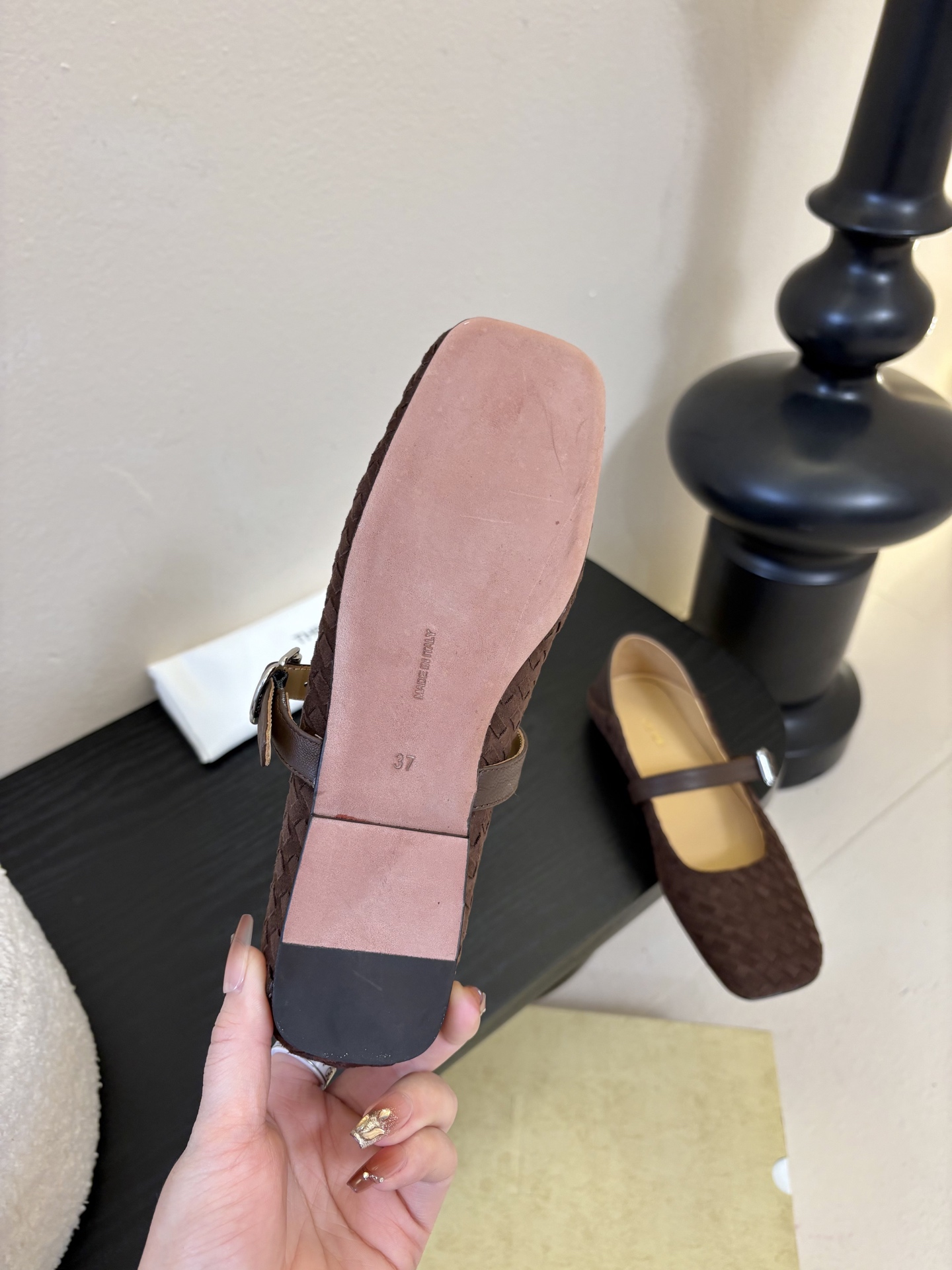 The ro*26早春新款玛丽珍平底单鞋跳舞鞋奶奶鞋！很少会看到一款跳舞鞋会做到这么精细、而且对脚的包容