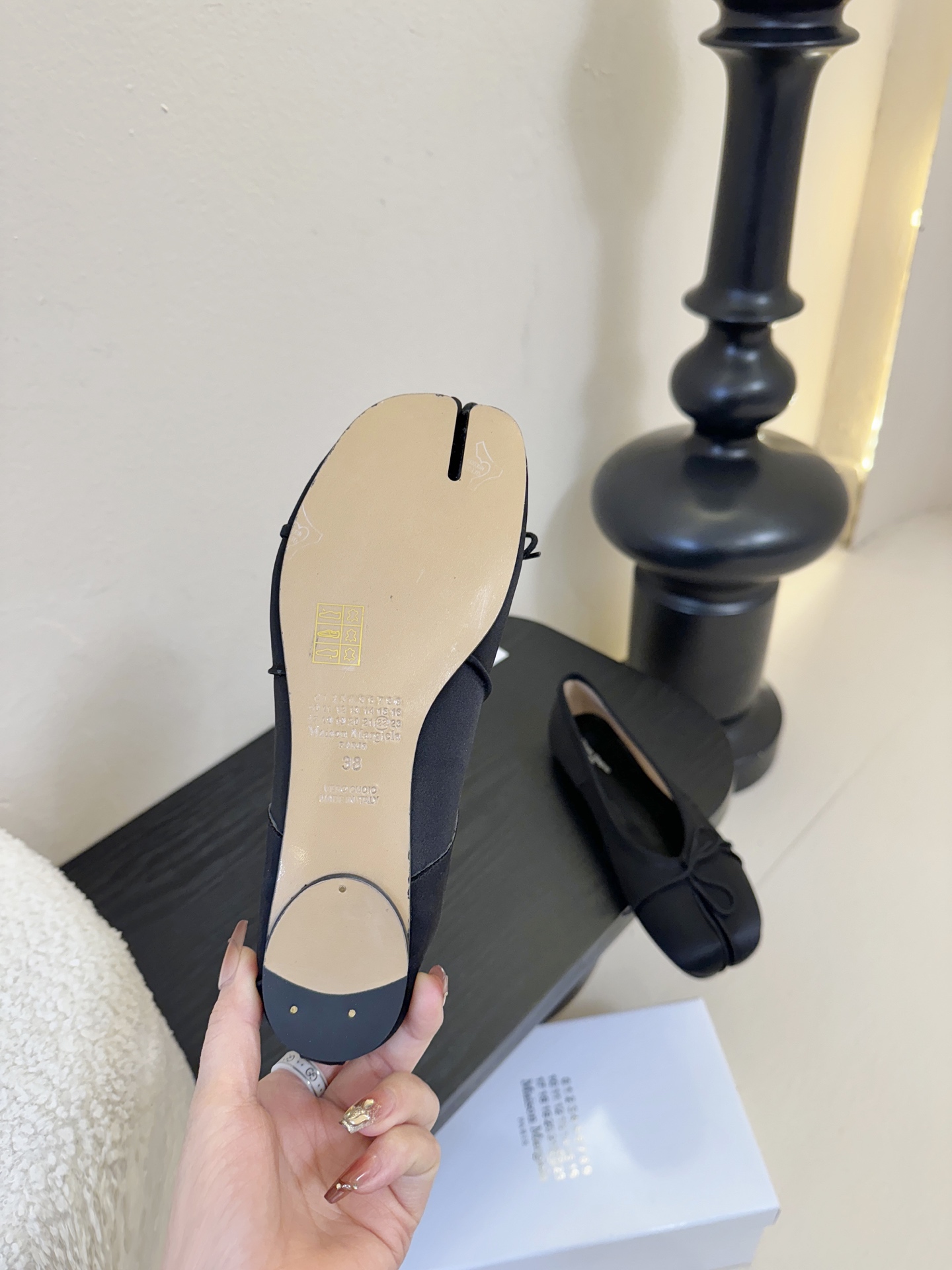 Maison Margiela丨MM6马吉拉新款皱褶分趾鞋 松紧绑带款Tabi分趾鞋 芭蕾舞鞋 原版开模