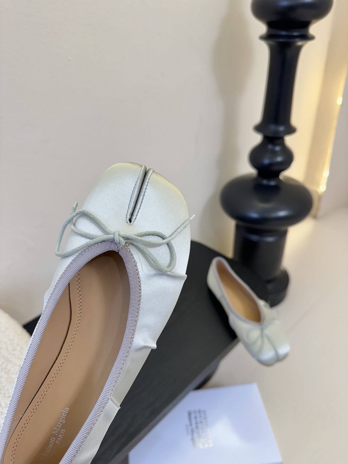 Maison Margiela丨MM6马吉拉新款皱褶分趾鞋 松紧绑带款Tabi分趾鞋 芭蕾舞鞋 原版开模