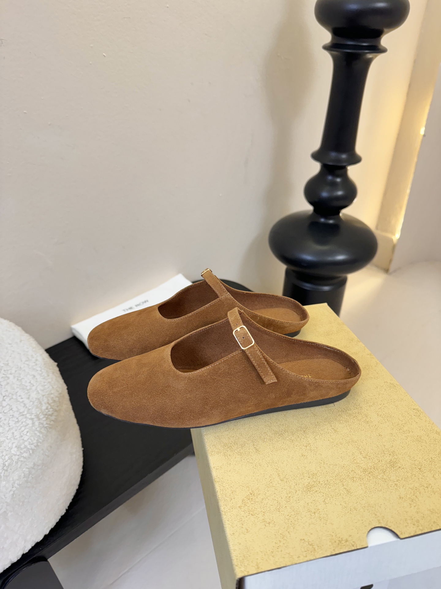 The ro*26早春新款玛丽珍平底单鞋跳舞鞋奶奶拖鞋很少会看到一款跳舞鞋会做到这么精细、而且对脚的包容