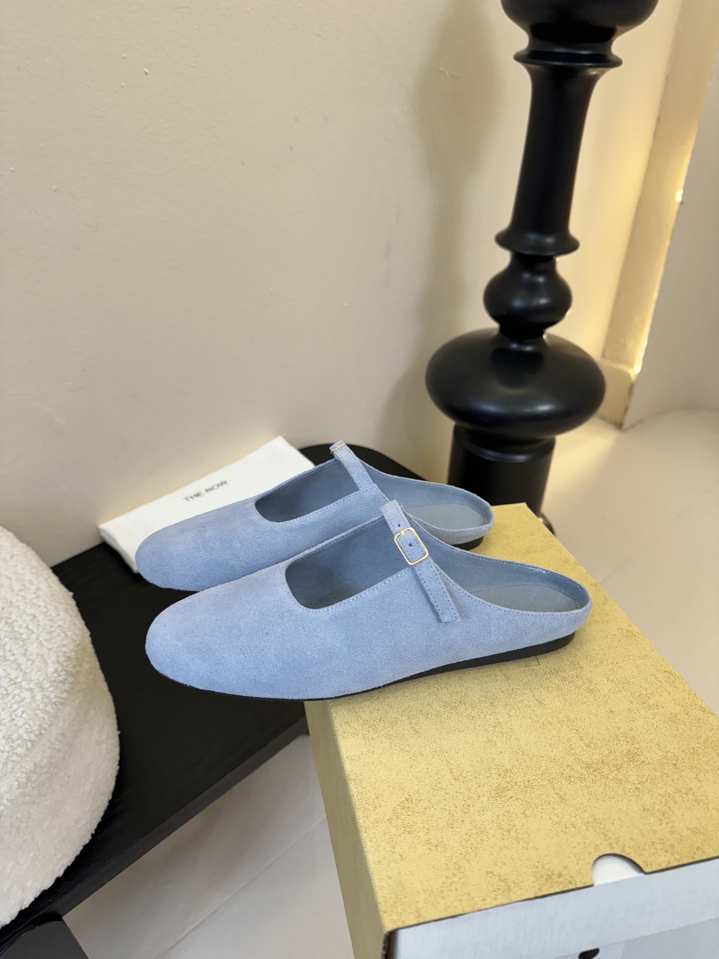 The ro*26早春新款玛丽珍平底单鞋跳舞鞋奶奶拖鞋很少会看到一款跳舞鞋会做到这么精细、而且对脚的包容