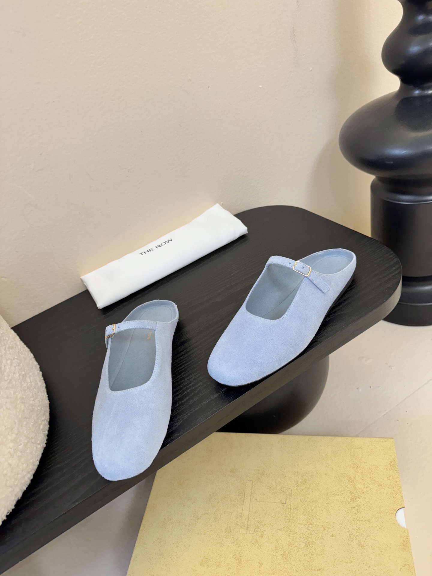 The ro*26早春新款玛丽珍平底单鞋跳舞鞋奶奶拖鞋很少会看到一款跳舞鞋会做到这么精细、而且对脚的包容