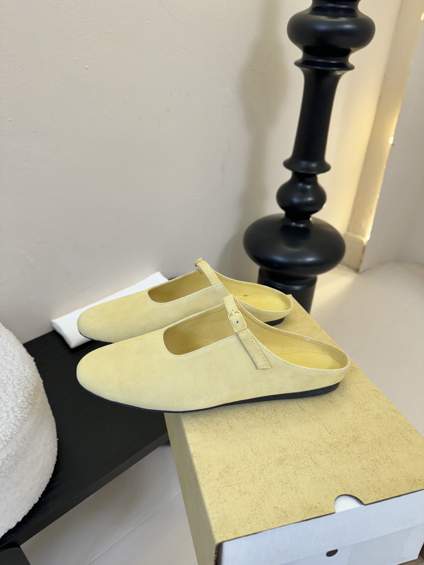 The ro*26早春新款玛丽珍平底单鞋跳舞鞋奶奶拖鞋很少会看到一款跳舞鞋会做到这么精细、而且对脚的包容