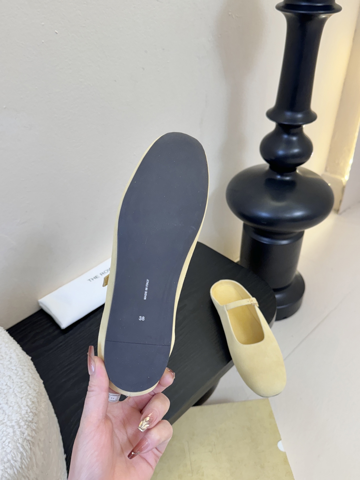 The ro*26早春新款玛丽珍平底单鞋跳舞鞋奶奶拖鞋很少会看到一款跳舞鞋会做到这么精细、而且对脚的包容