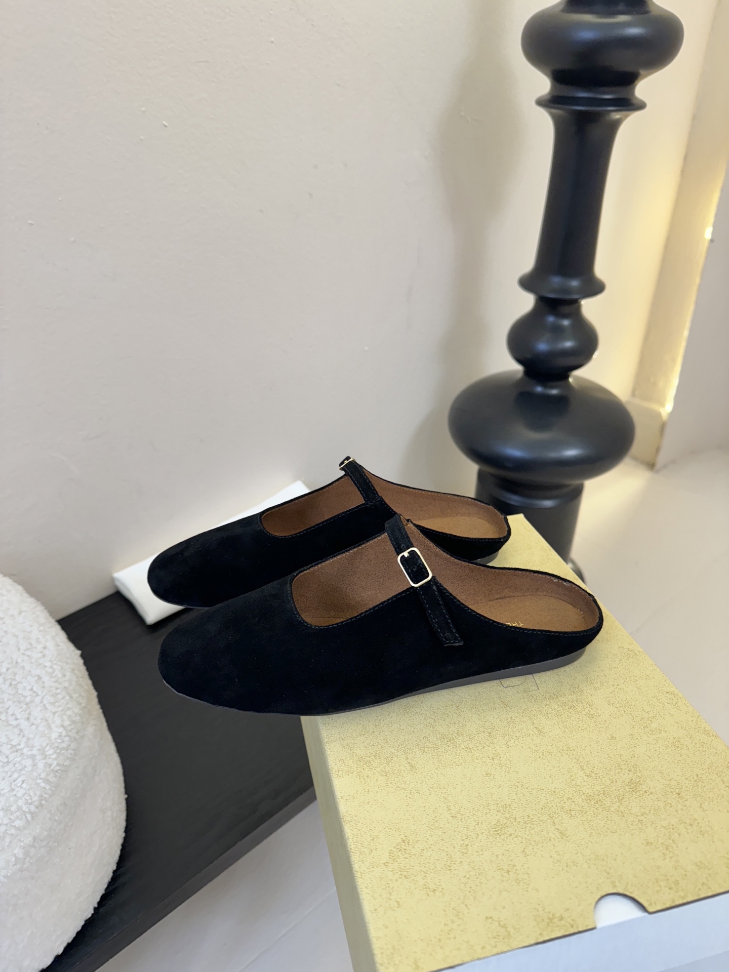 The ro*26早春新款玛丽珍平底单鞋跳舞鞋奶奶拖鞋很少会看到一款跳舞鞋会做到这么精细、而且对脚的包容