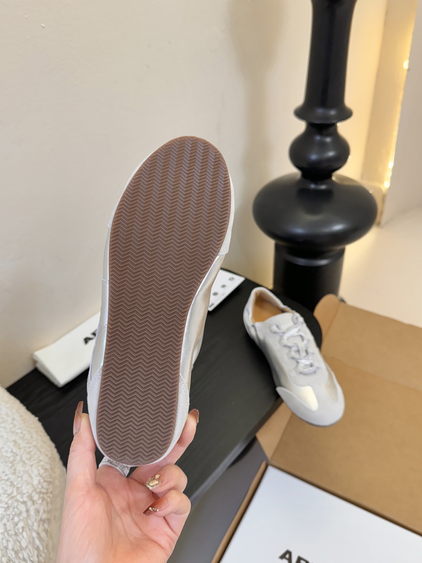 ARTICLE NO.2026春夏最新款休闲鞋 德训鞋 超多明星网红种草 给经典换种更轻盈的氛围 舒适薄