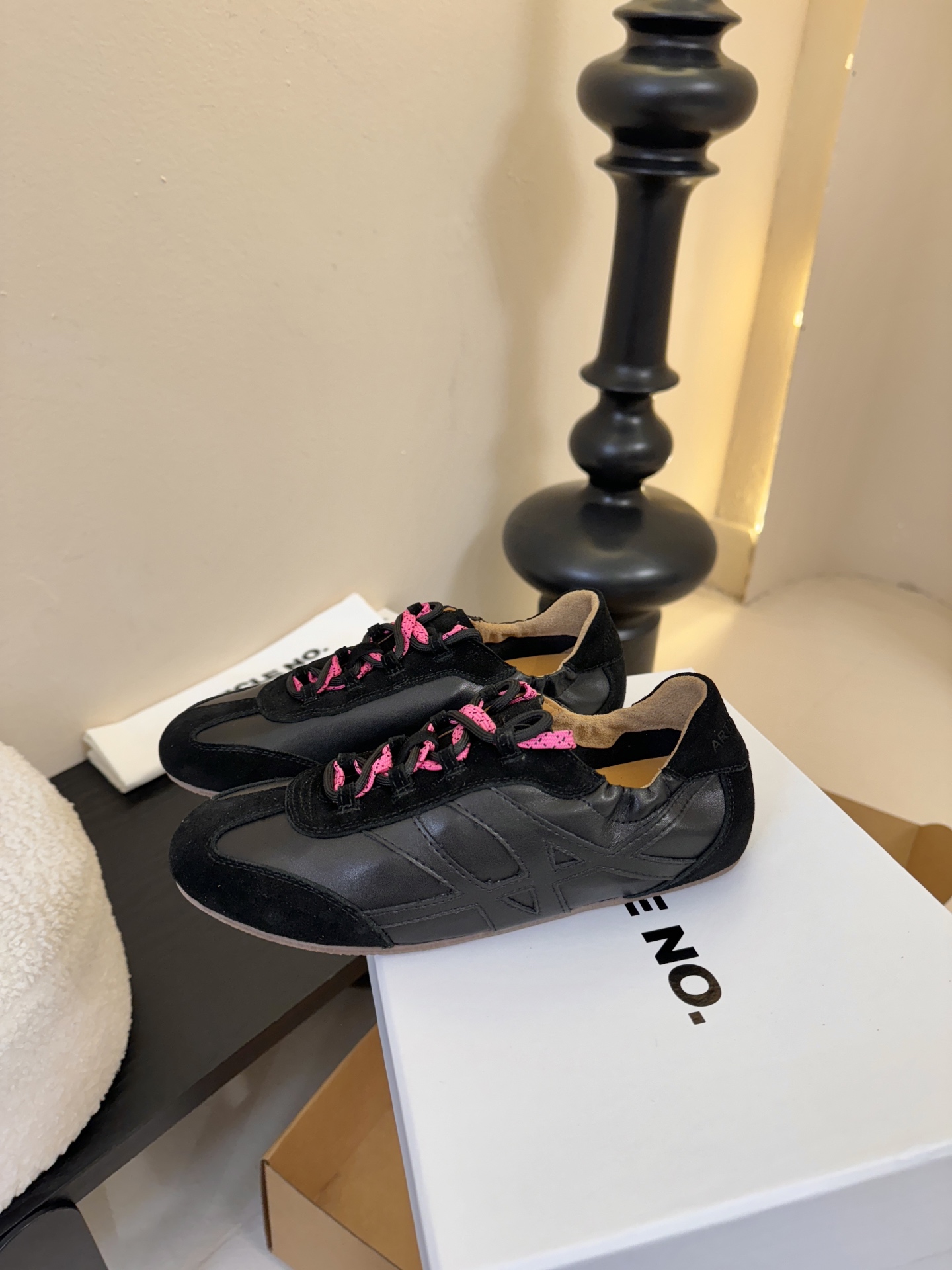 ARTICLE NO.2026春夏最新款休闲鞋 德训鞋 超多明星网红种草 给经典换种更轻盈的氛围 舒适薄