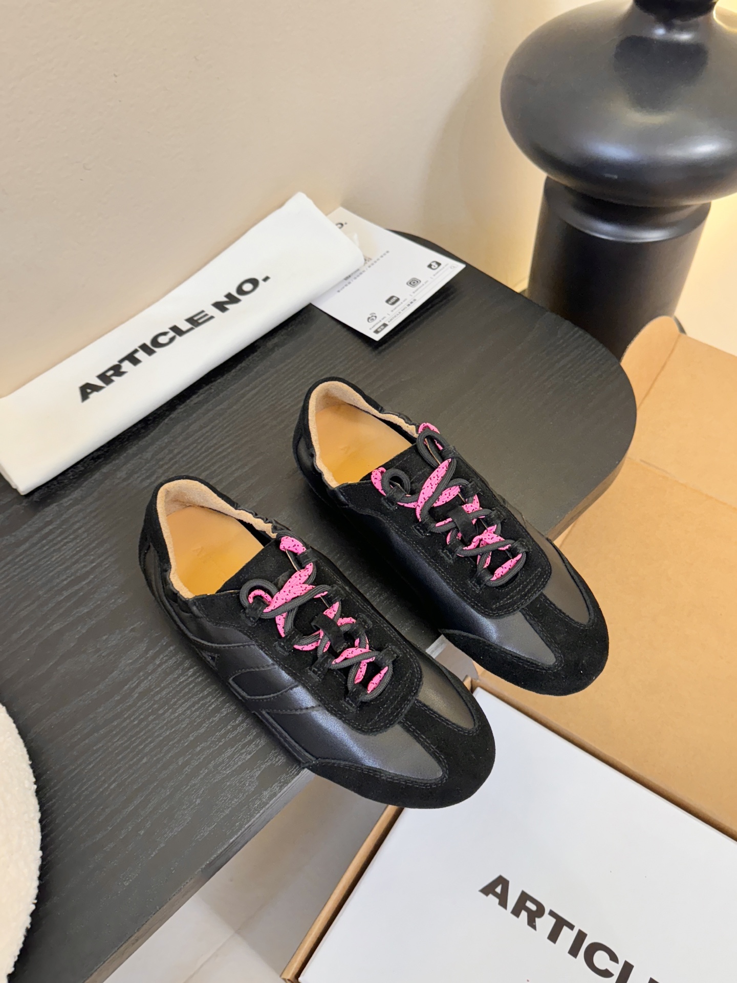 ARTICLE NO.2026春夏最新款休闲鞋 德训鞋 超多明星网红种草 给经典换种更轻盈的氛围 舒适薄