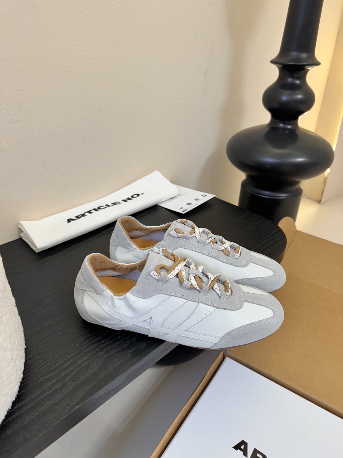 ARTICLE NO.2026春夏最新款休闲鞋 德训鞋 超多明星网红种草 给经典换种更轻盈的氛围 舒适薄