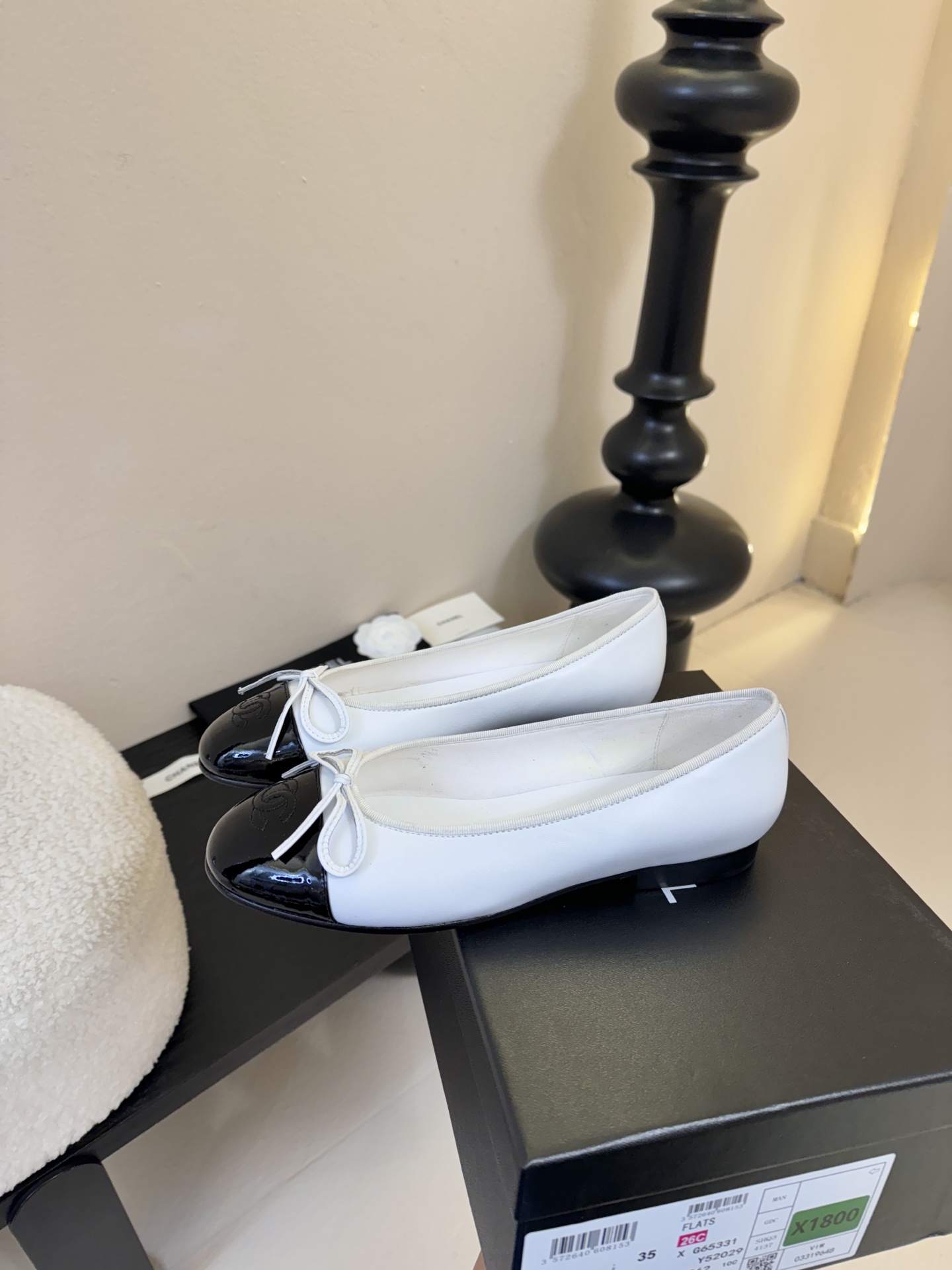 Chanel小香风方头拼色法式水钻一字扣带奶奶鞋浅口玛丽珍鞋！！香奈儿CHANEL每一双精致鞋履都经过才