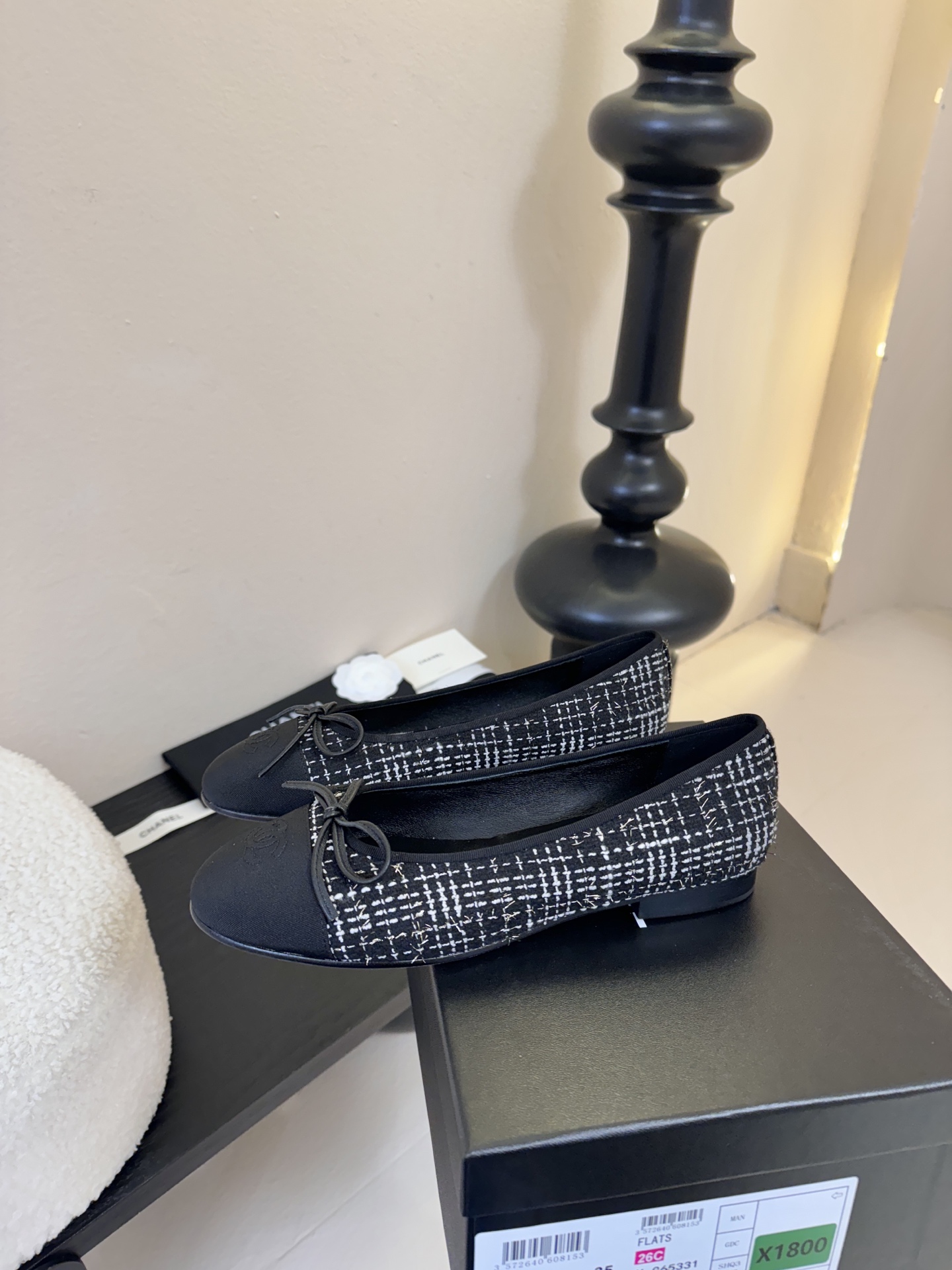 Chanel小香风方头拼色法式奶奶鞋浅口玛丽珍鞋！！香奈儿CHANEL每一双精致鞋履都经过才华横溢的鞋艺