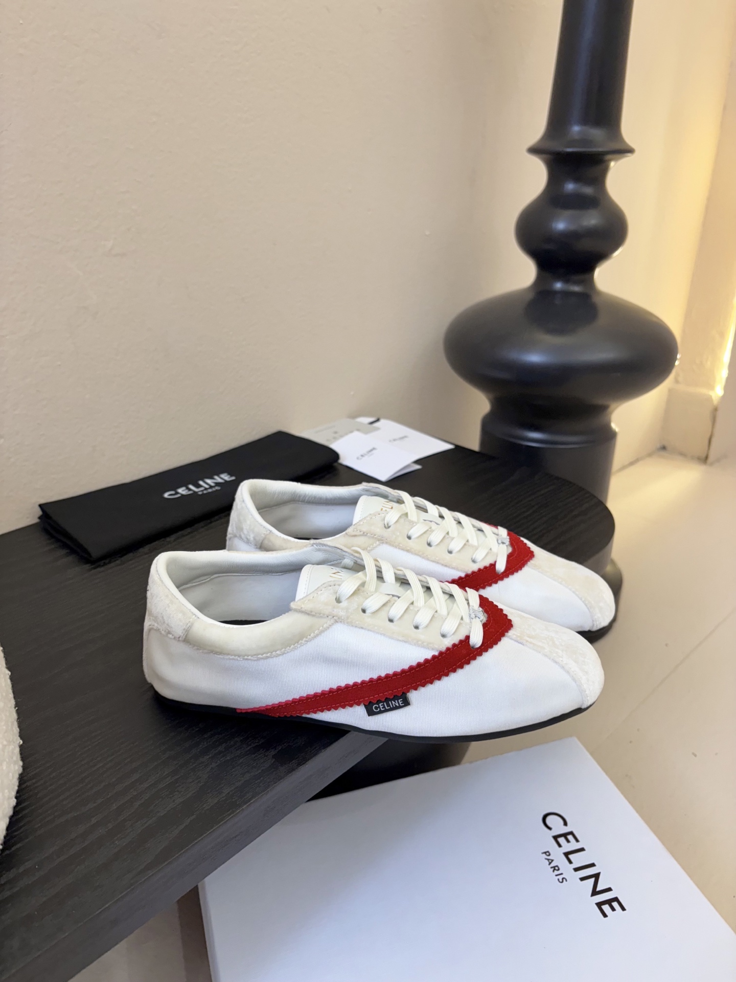 Celin*26ss早春新品平底芭蕾舞运动鞋休闲鞋包含平底芭蕾鞋与厚底休闲鞋两款，前者优雅精致，后者兼具