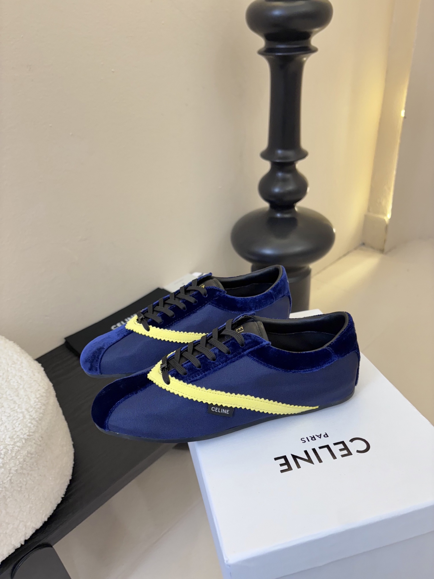 Celin*26ss早春新品平底芭蕾舞运动鞋休闲鞋包含平底芭蕾鞋与厚底休闲鞋两款，前者优雅精致，后者兼具