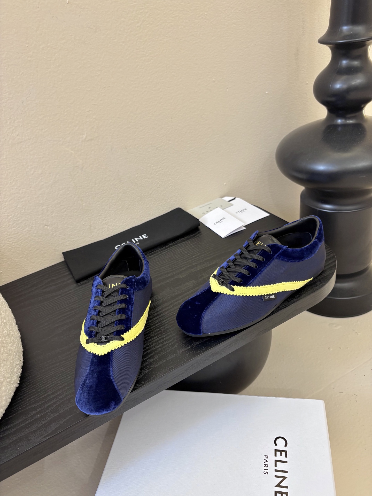 Celin*26ss早春新品平底芭蕾舞运动鞋休闲鞋包含平底芭蕾鞋与厚底休闲鞋两款，前者优雅精致，后者兼具