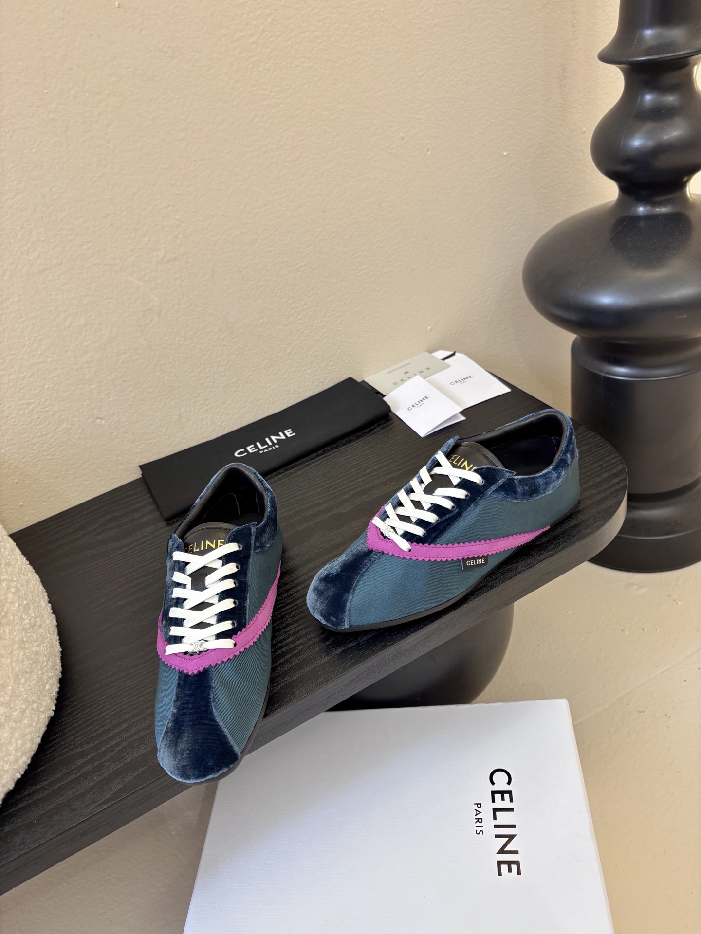 Celin*26ss早春新品平底芭蕾舞运动鞋休闲鞋包含平底芭蕾鞋与厚底休闲鞋两款，前者优雅精致，后者兼具