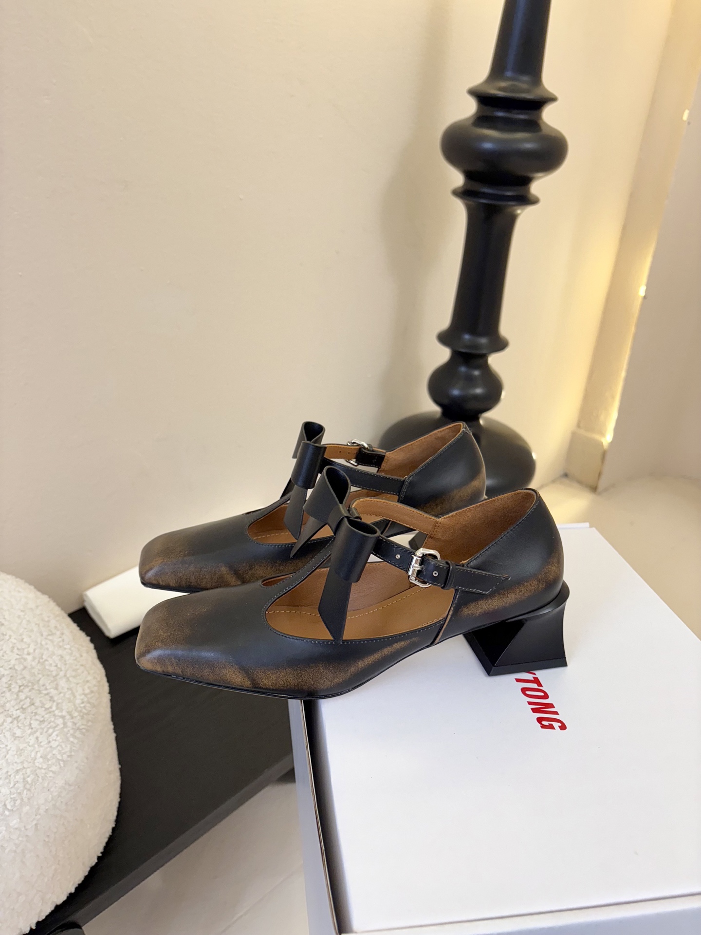 SHUSHUTONG 25ss方头小跟玛丽珍单鞋被问N次的仙女战靴 非它莫属 方头设计复古又摩登 简约搭