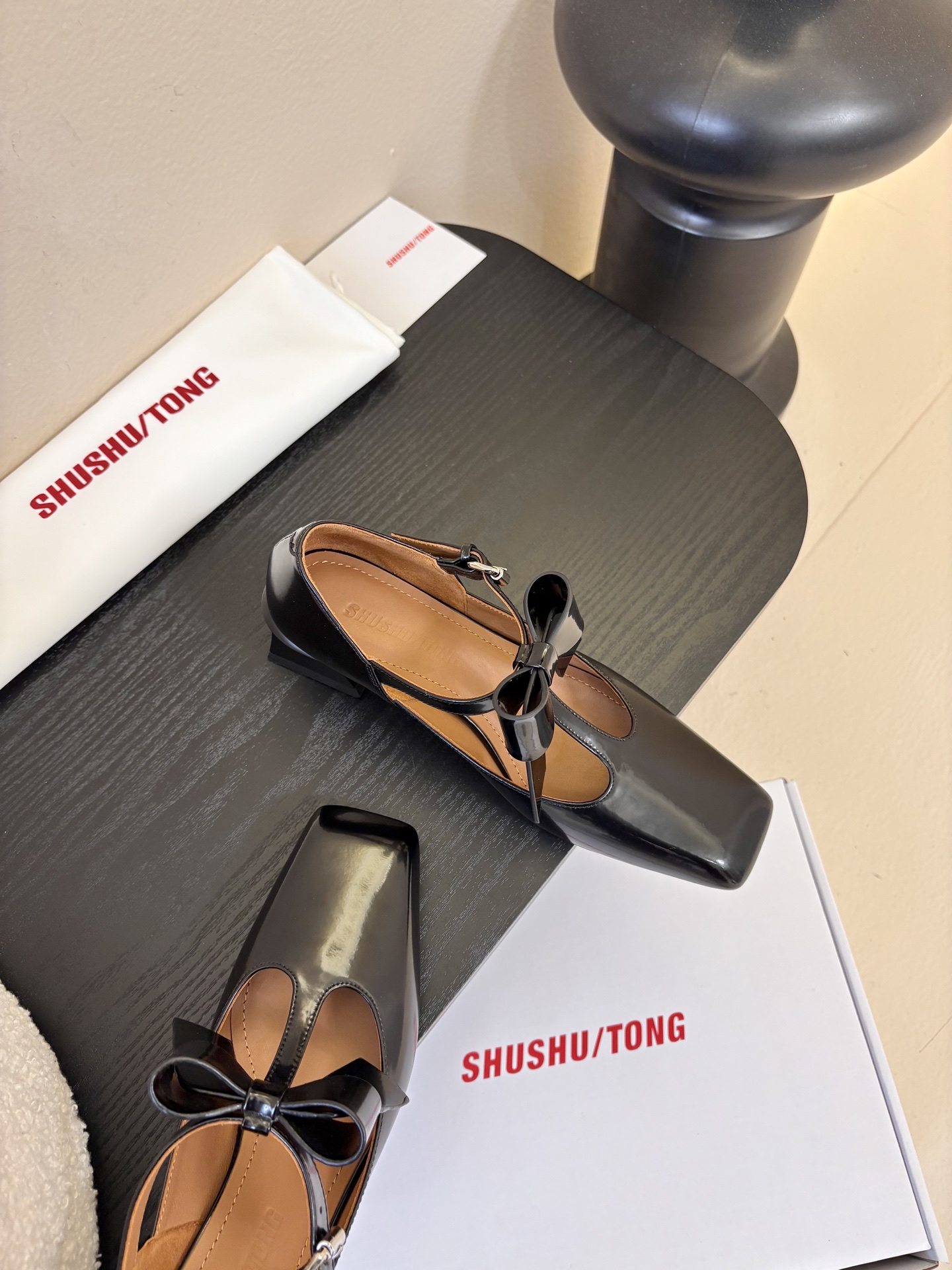 SHUSHUTONG 25ss方头小跟玛丽珍单鞋被问N次的仙女战靴 非它莫属 方头设计复古又摩登 简约搭