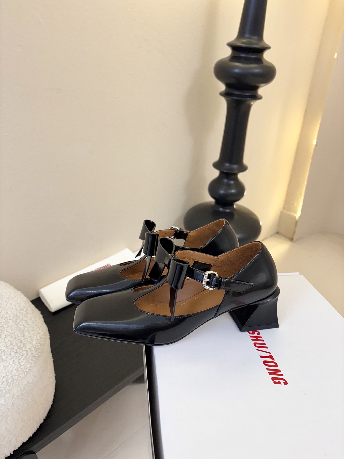 SHUSHUTONG 25ss方头小跟玛丽珍单鞋被问N次的仙女战靴 非它莫属 方头设计复古又摩登 简约搭